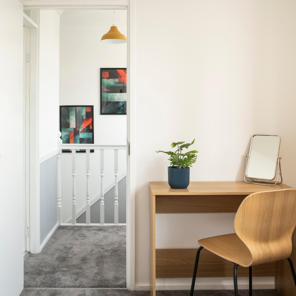 Canary Wharf Apt - Near DLR & Jubilee