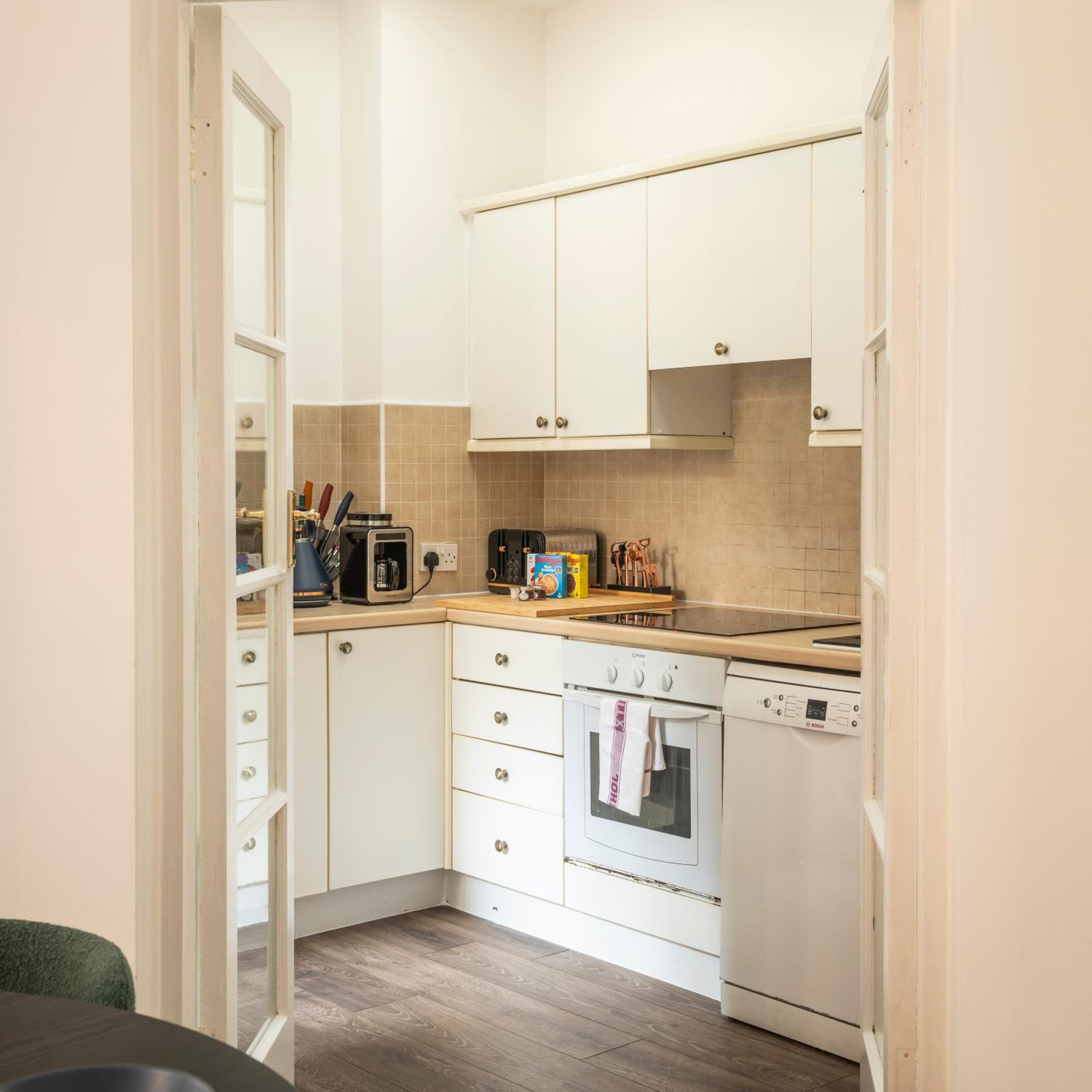 2 BR - Elegant Chelsea Stay Near V&A and Hyde Park
