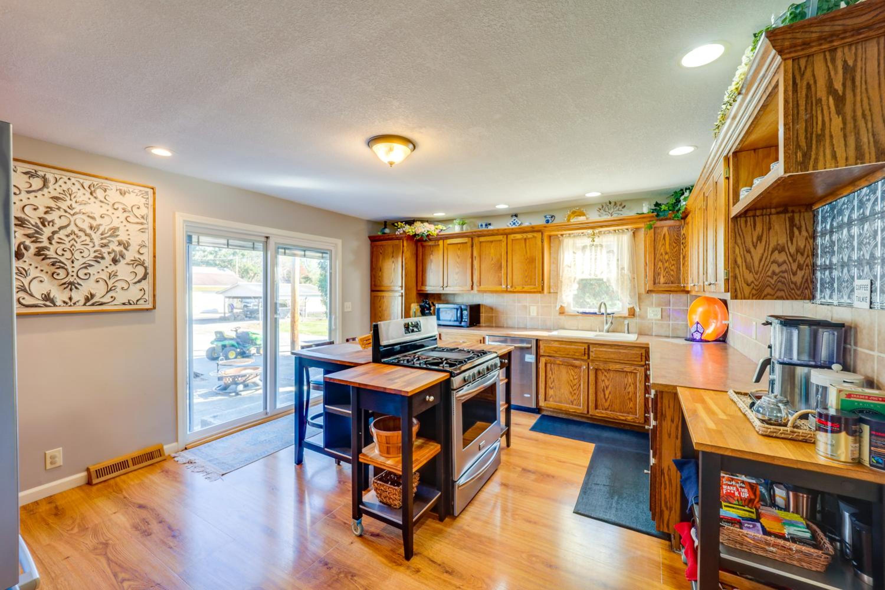 10 Mi to Mad River Mtn Family-Friendly Retreat!