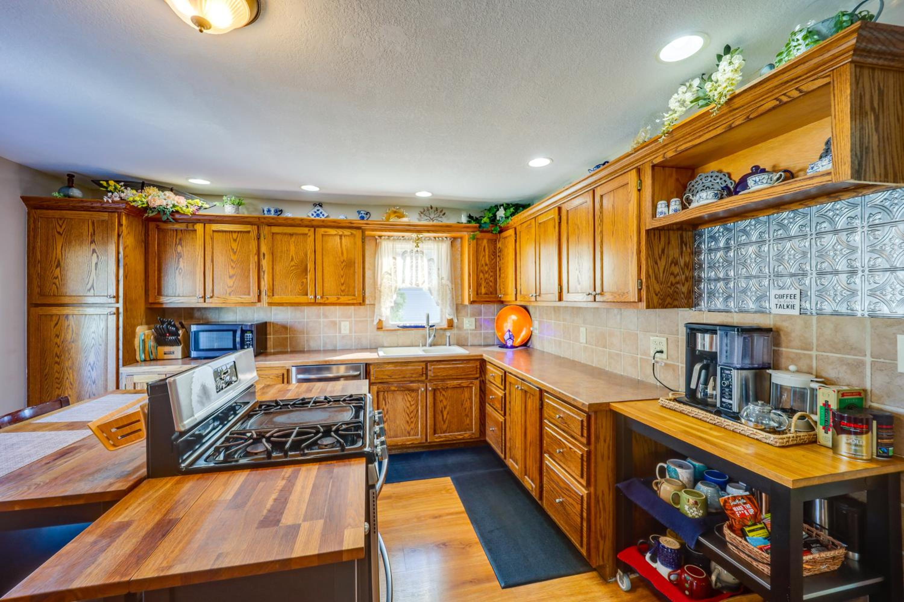 10 Mi to Mad River Mtn Family-Friendly Retreat!