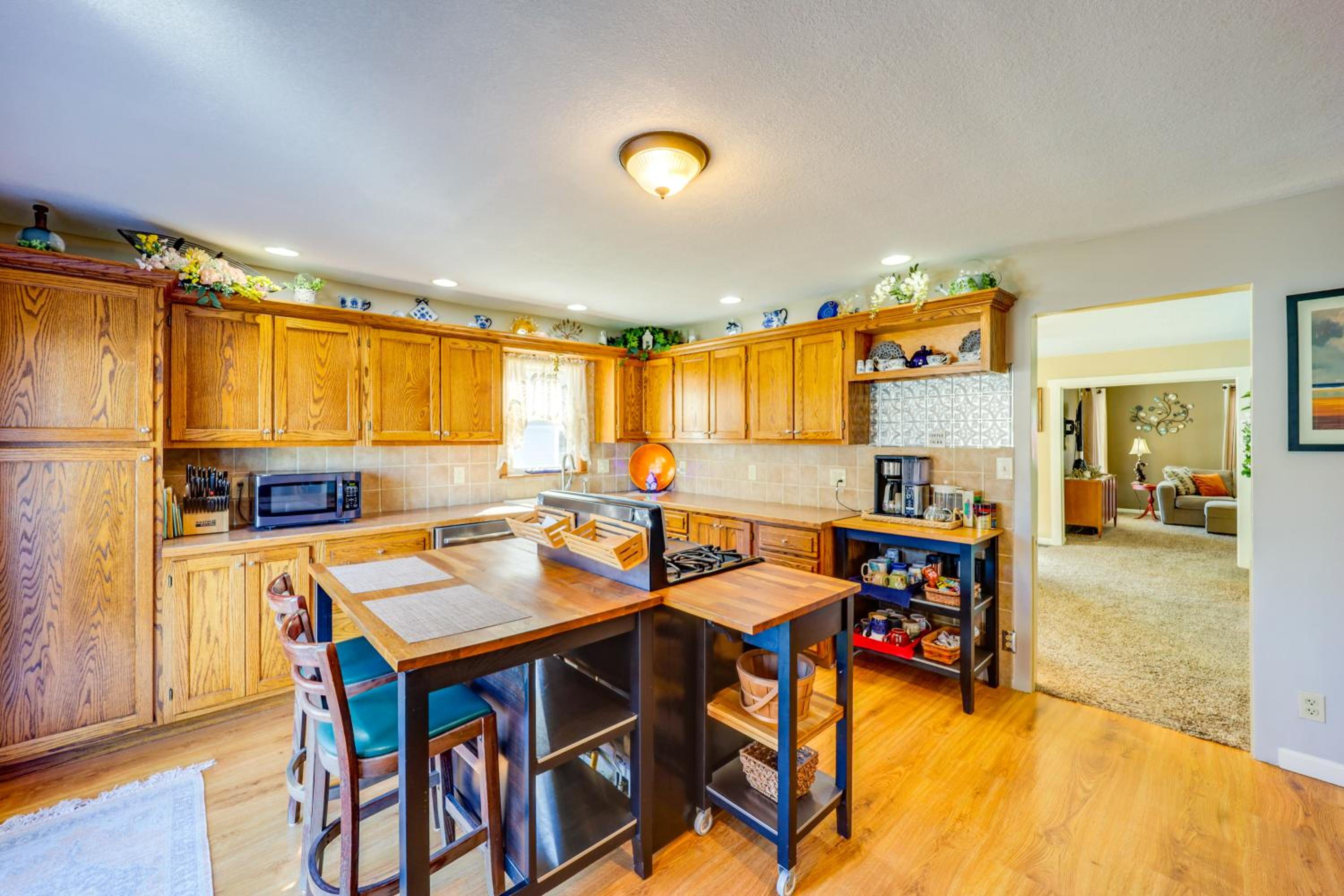 10 Mi to Mad River Mtn Family-Friendly Retreat!