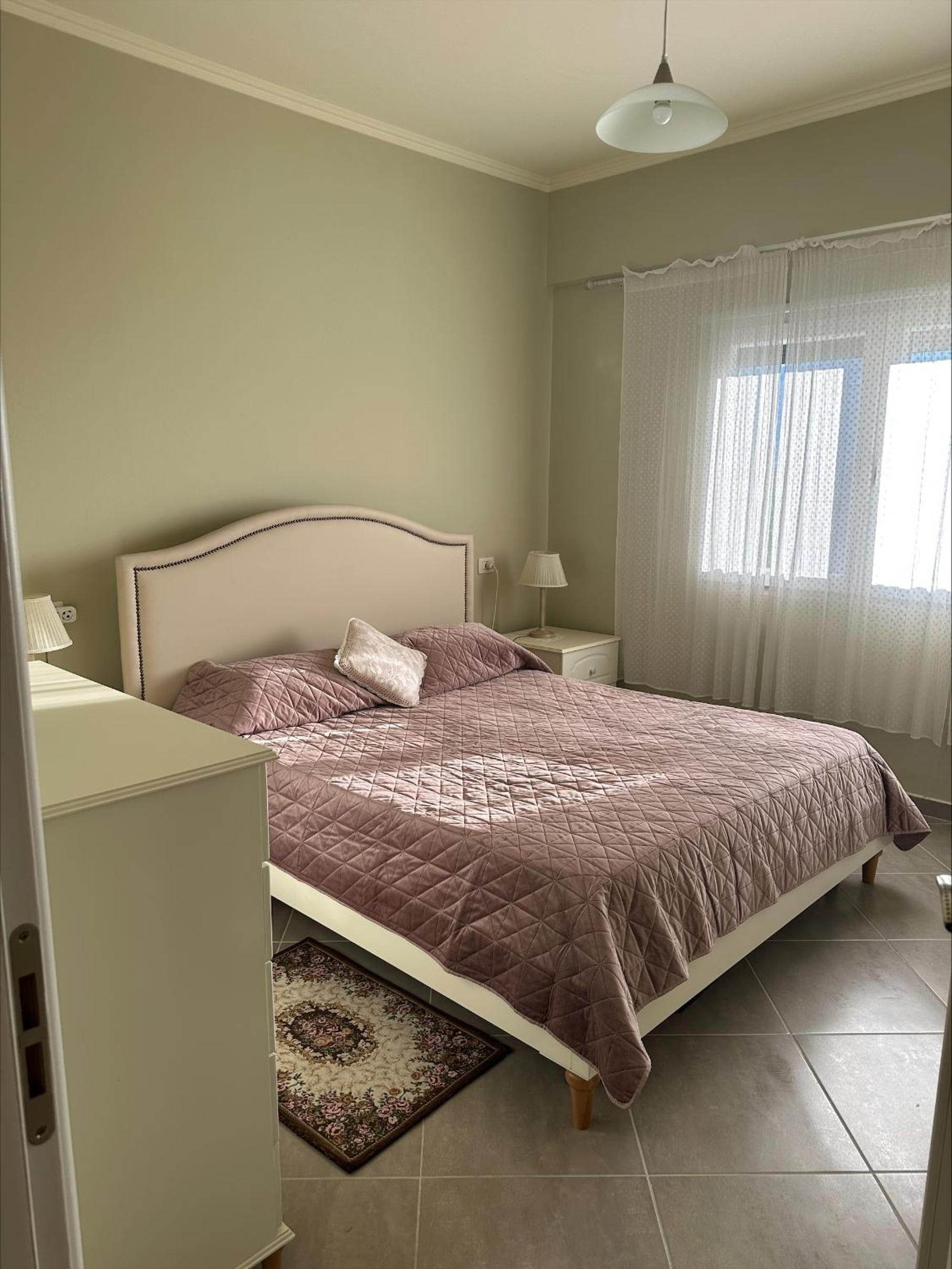 Olive Hill Apartment