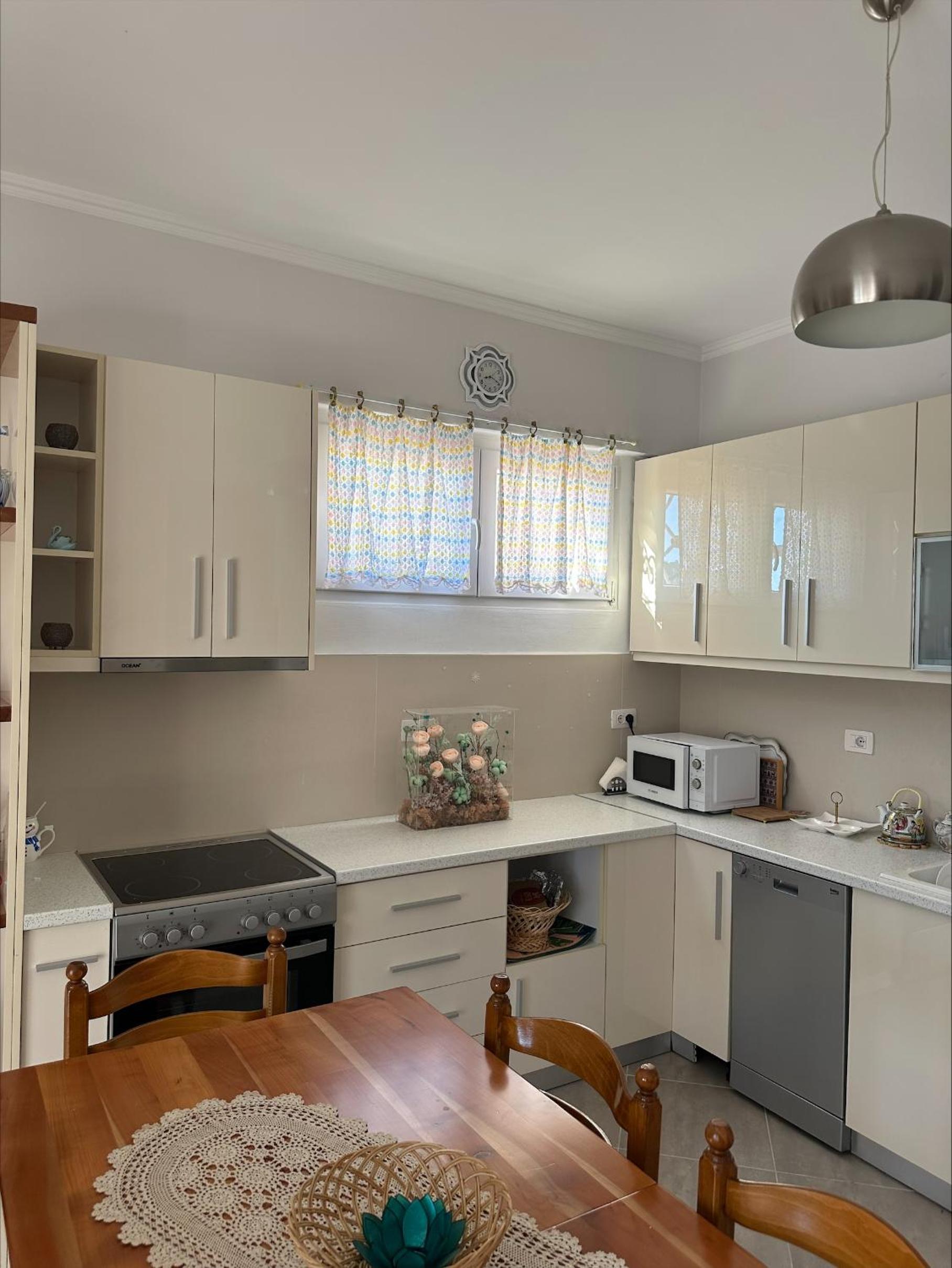 Olive Hill Apartment photo 4