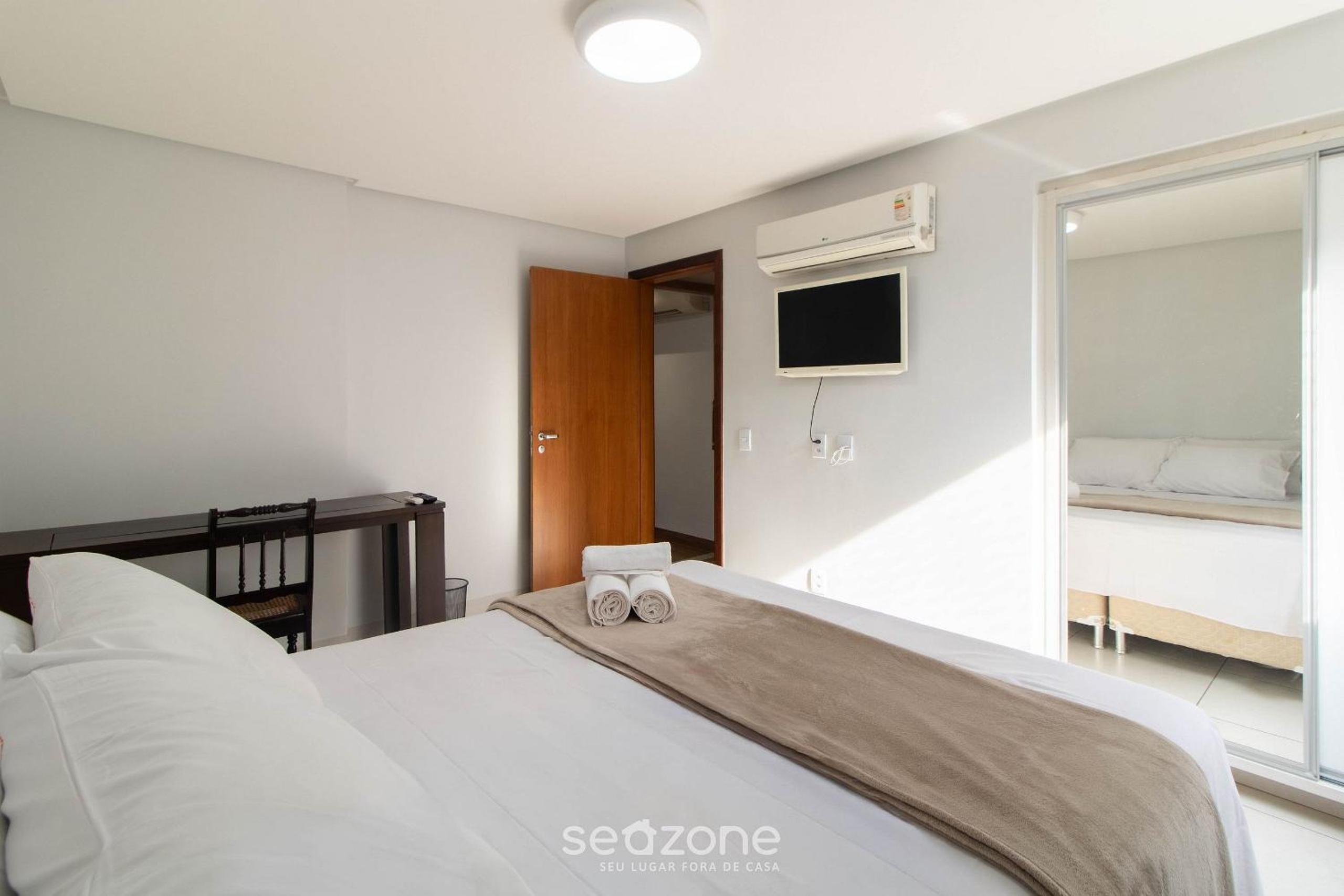3 Bedroom Apt w/ A/C in Goiânia EON0402