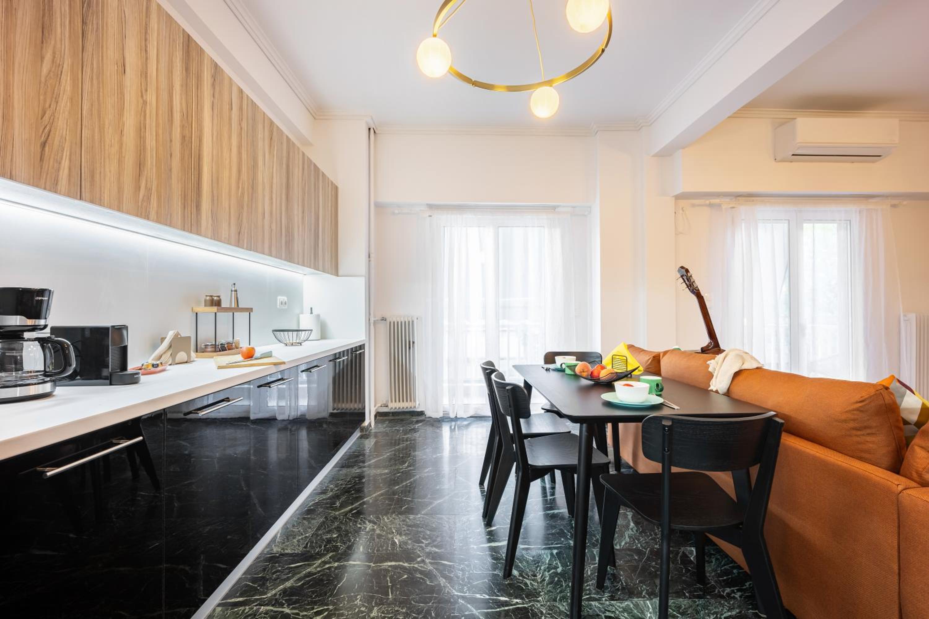 Stylish Luxury Getaway 3BR Apartment 115m