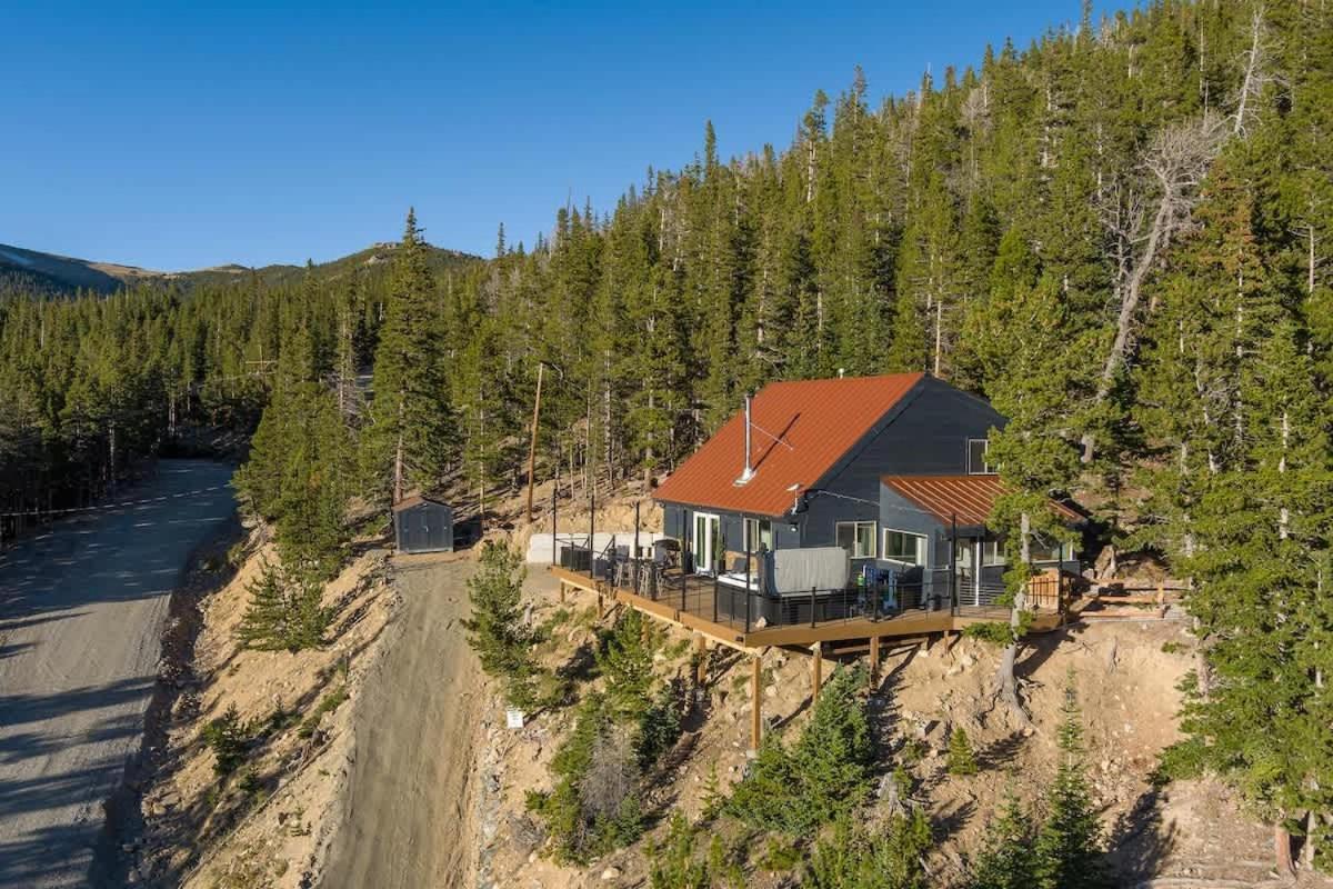 Skyline Lodge