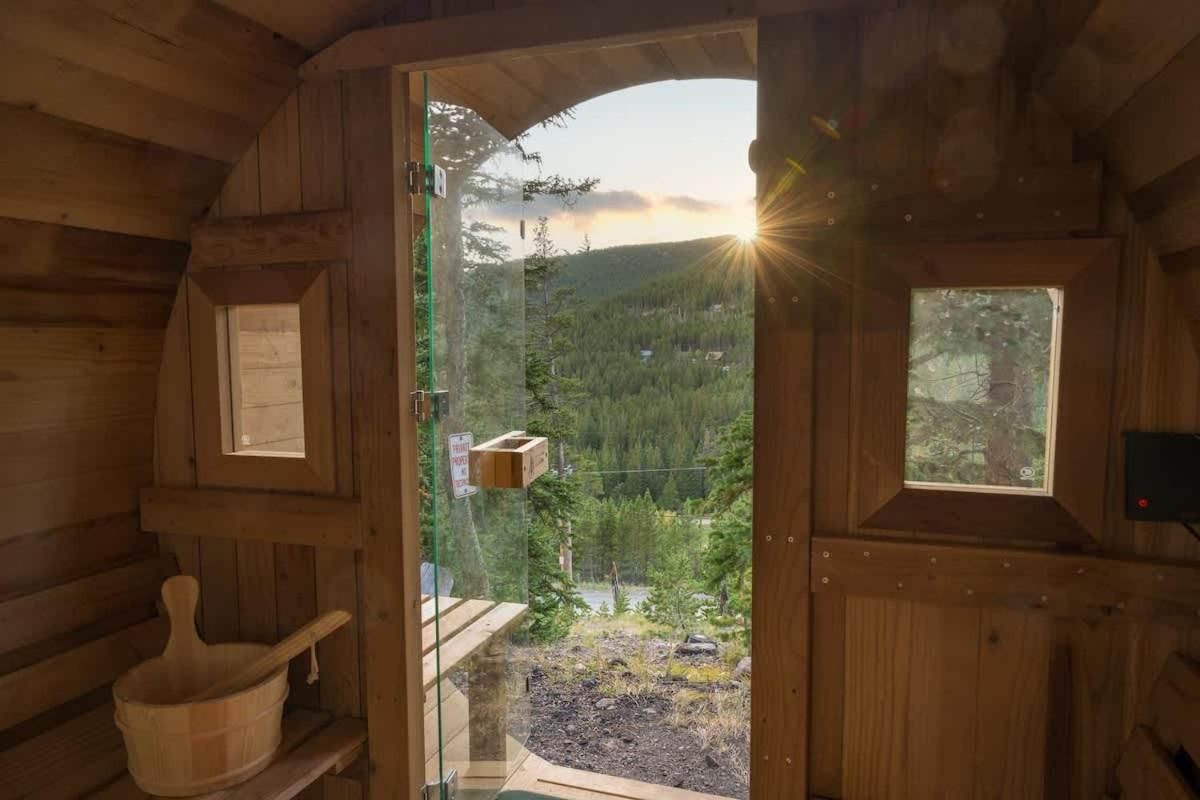 Skyline Lodge