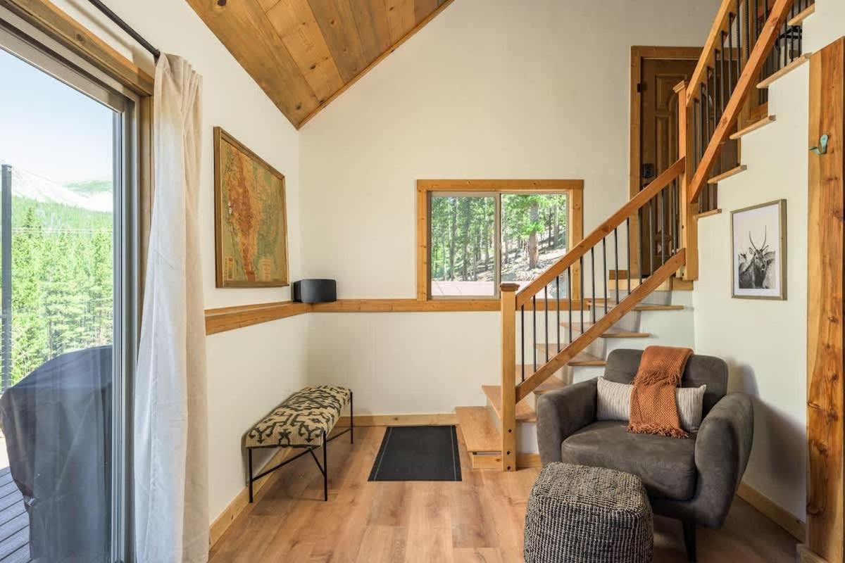 Skyline Lodge