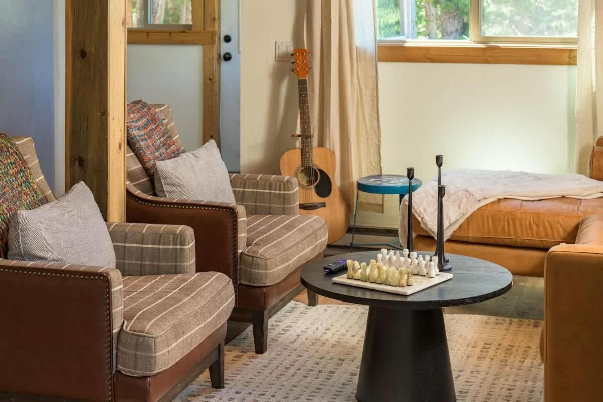 Skyline Lodge
