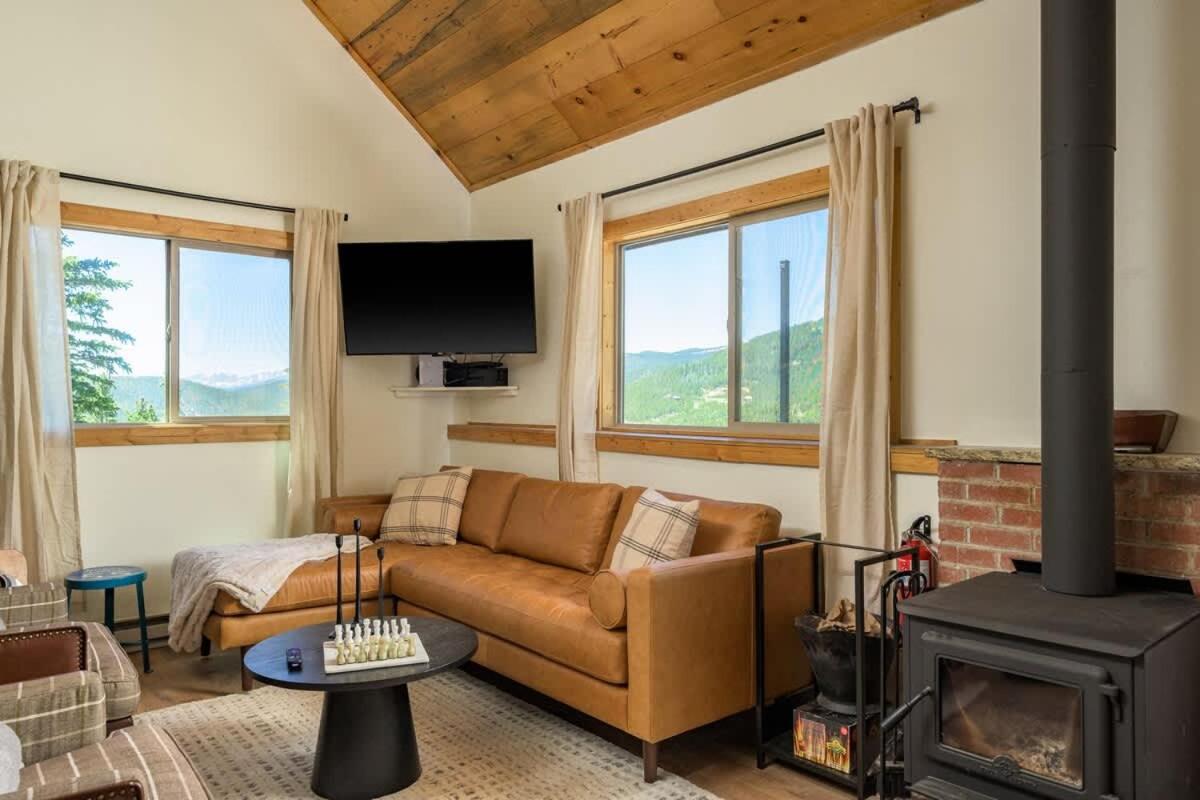 Skyline Lodge