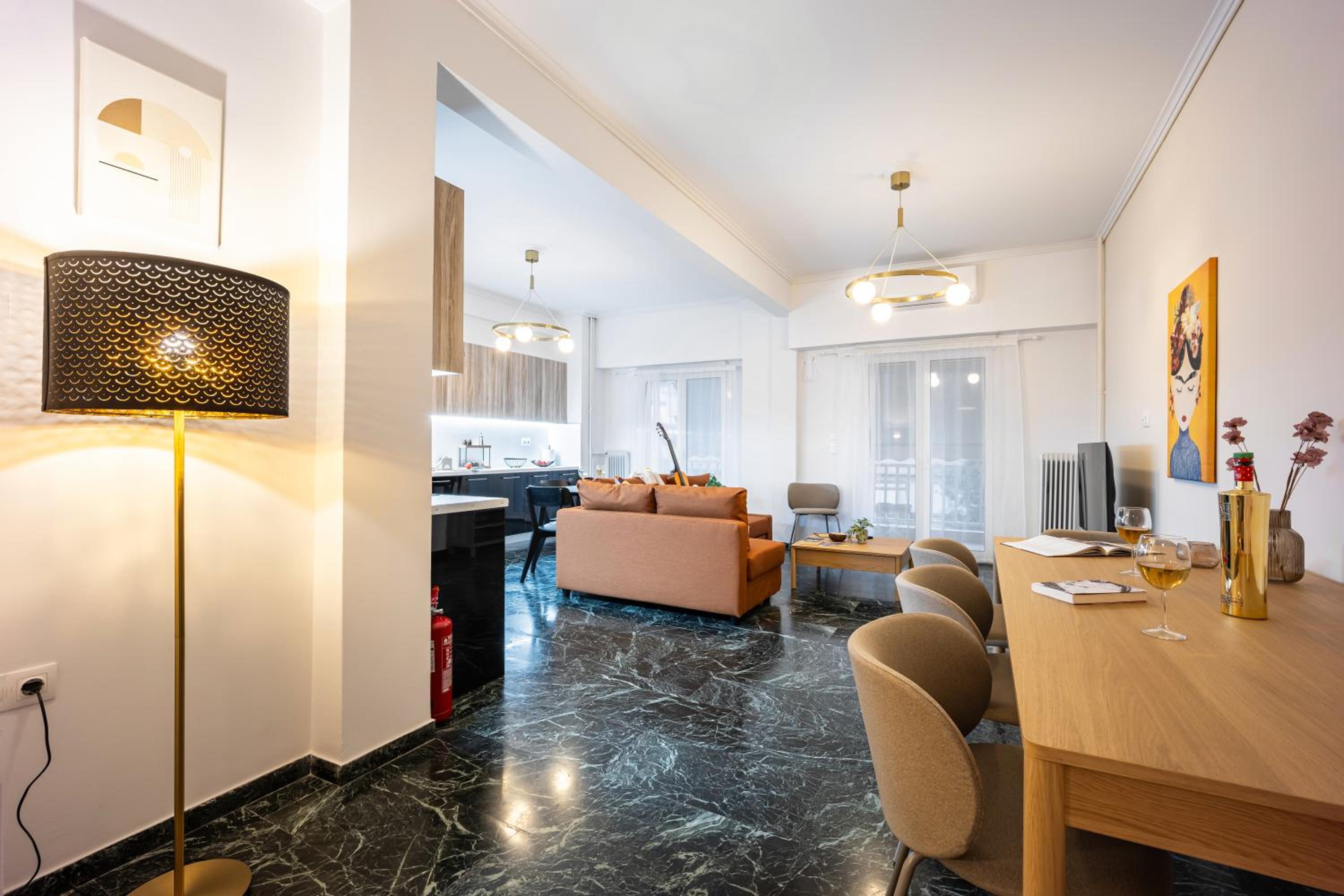 Stylish Luxury Getaway 3BR Apartment 115m