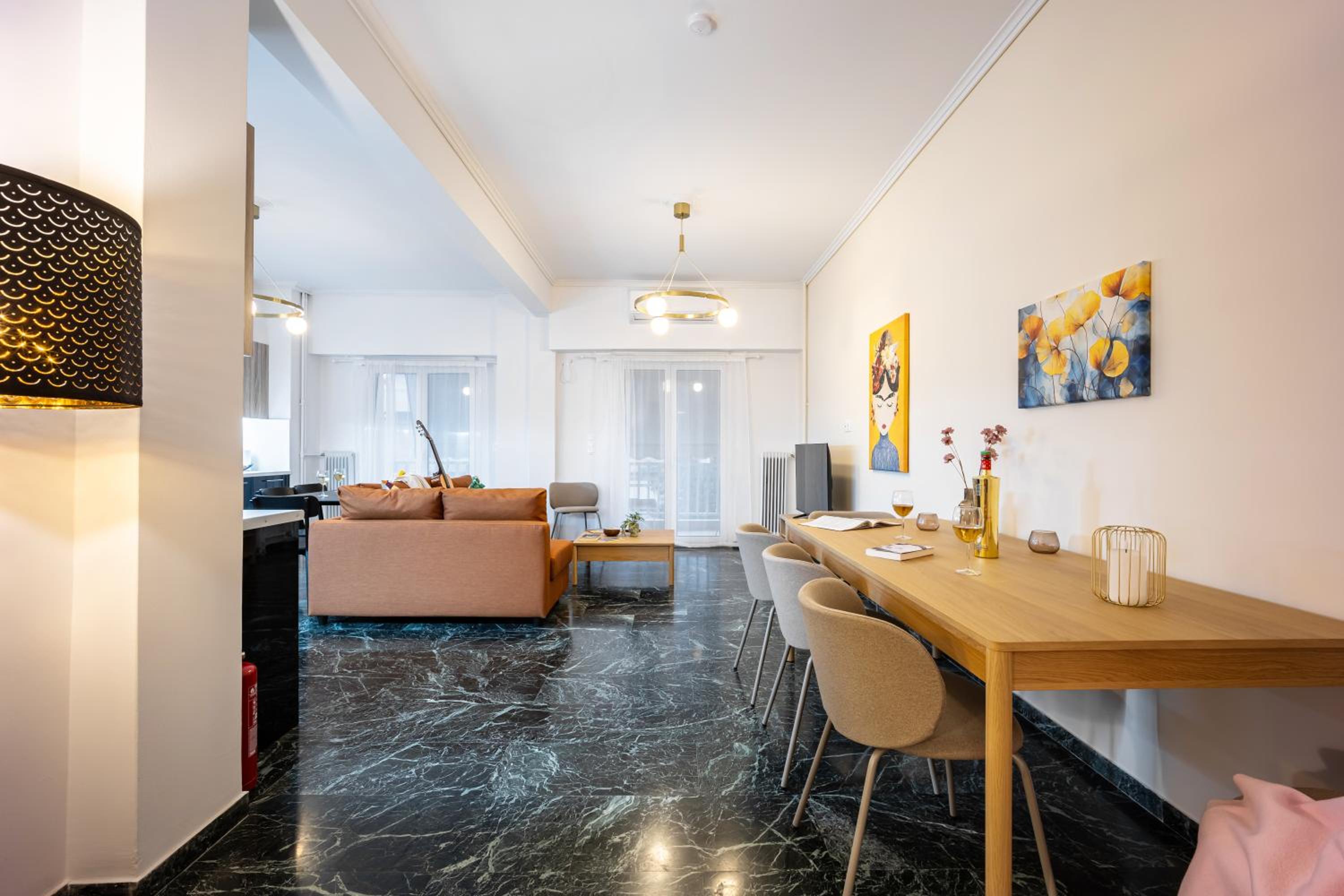 Stylish Luxury Getaway 3BR Apartment 115m