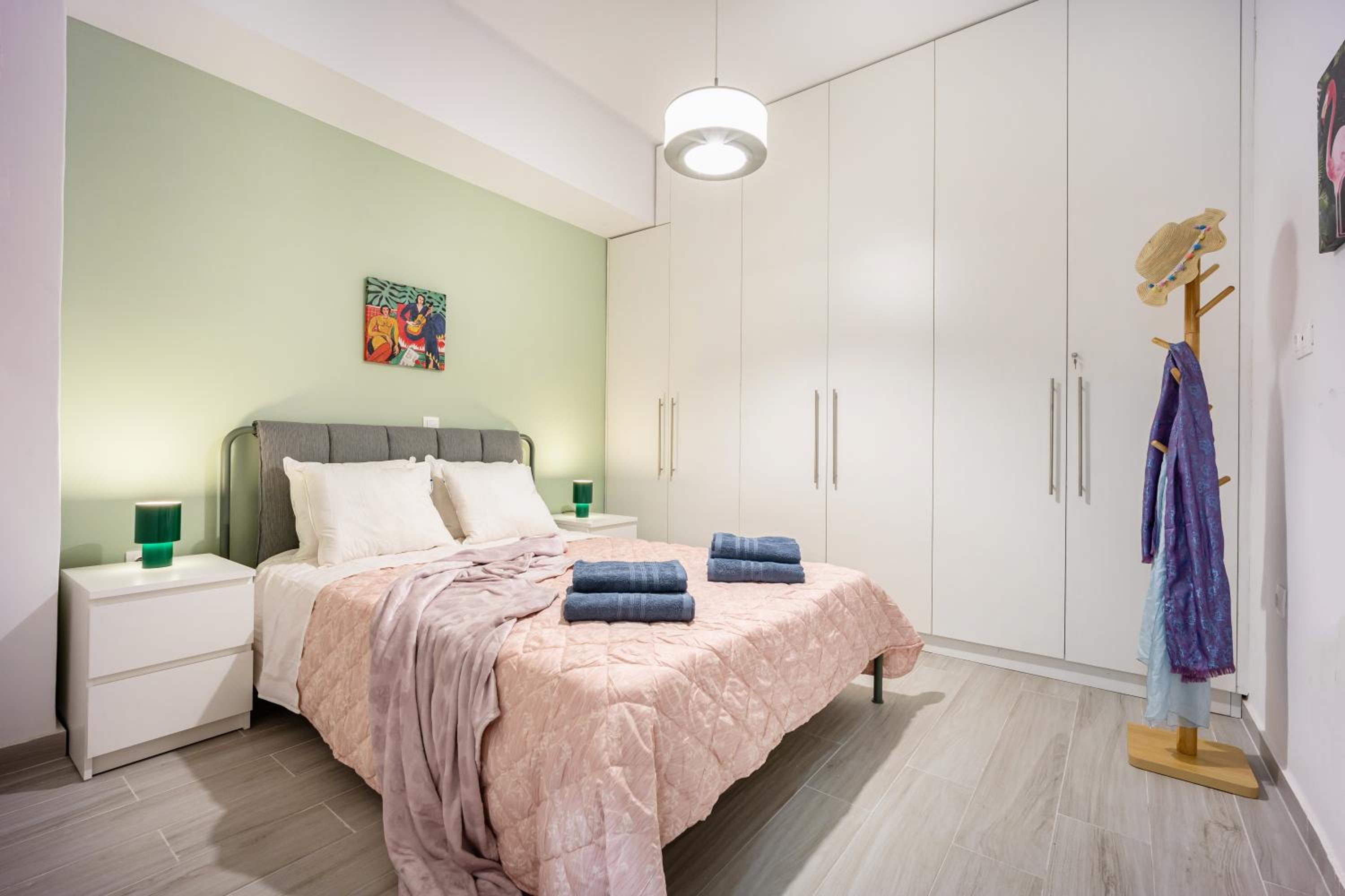 Stylish Luxury Getaway 3BR Apartment 115m