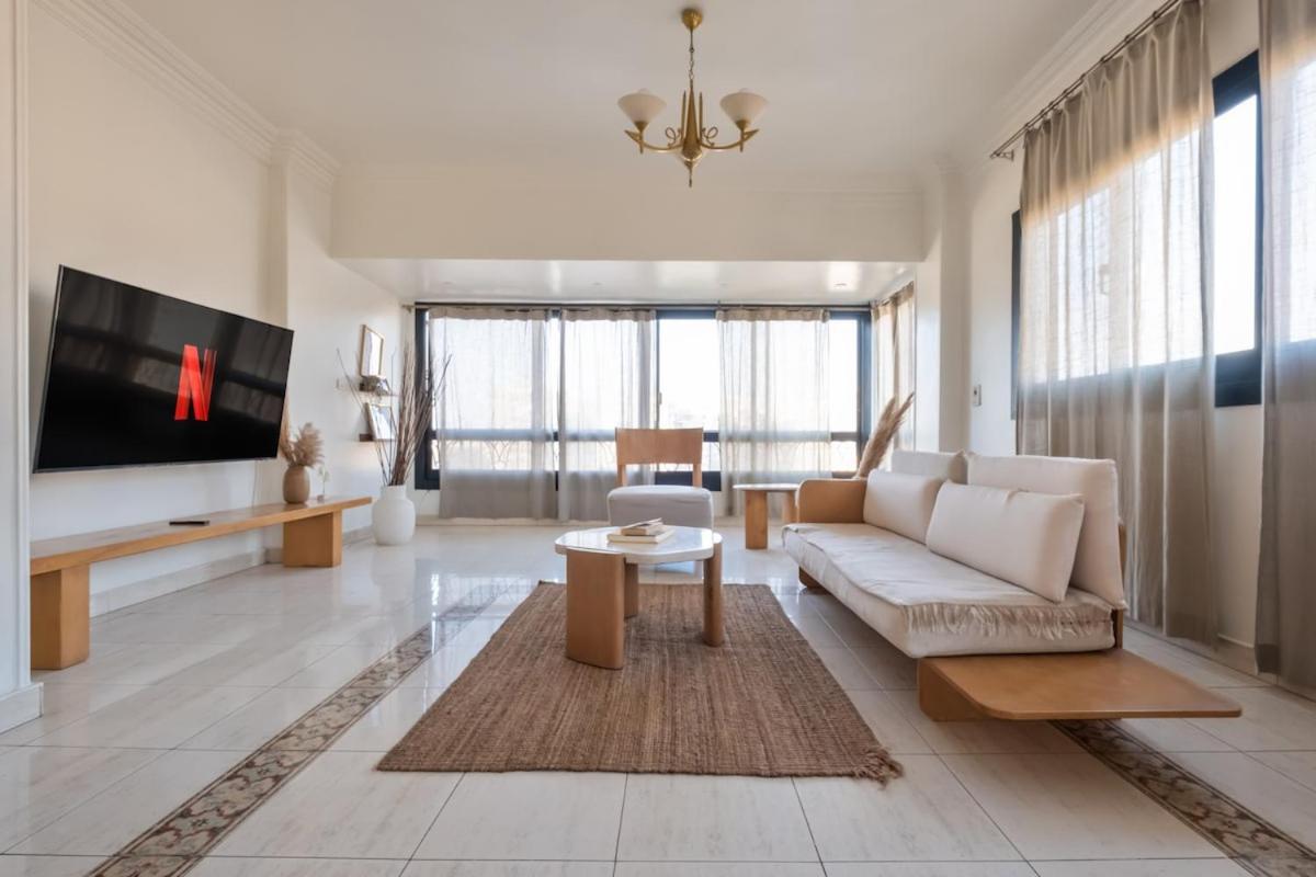 Cozy vintage duplex Khan -khan luxe residence pyramids view