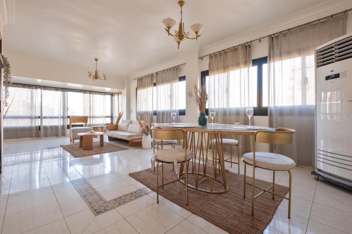 Cozy vintage duplex Khan -khan luxe residence pyramids view