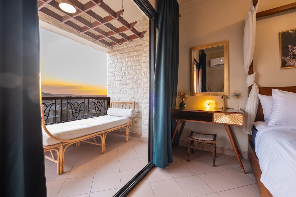 Cozy vintage duplex Khan -khan luxe residence pyramids view