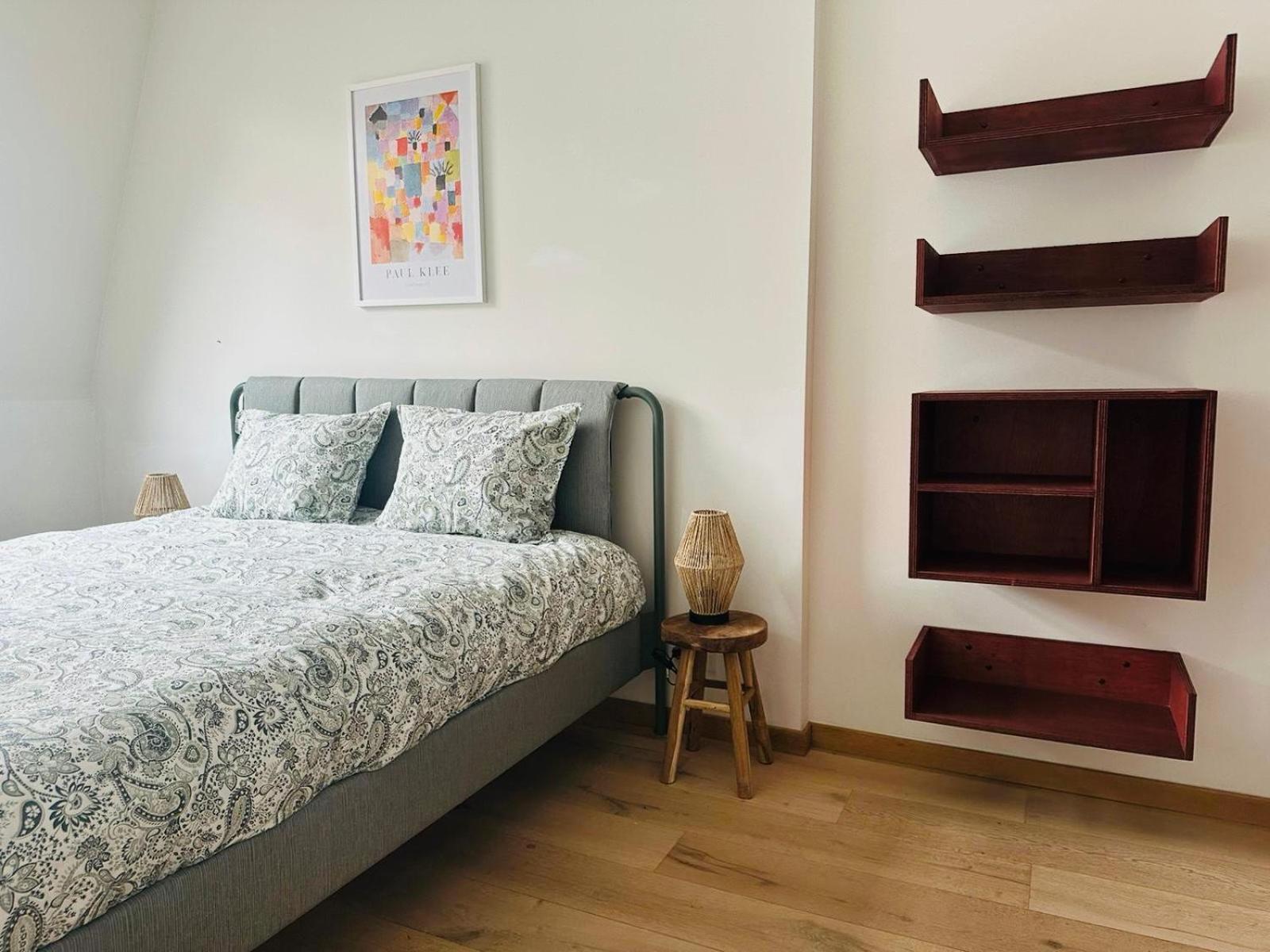 The Central Experience - 2 BR, Bright, Spacious & Central