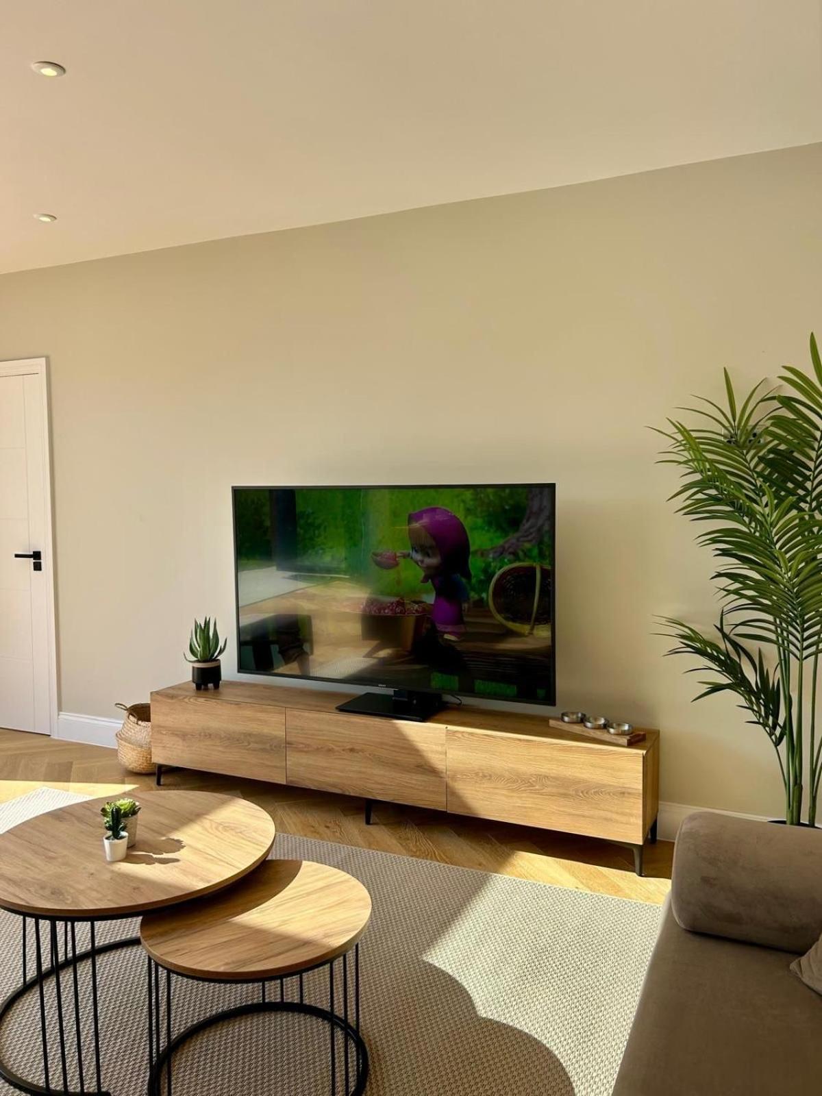 The Crescent Villa Lancing