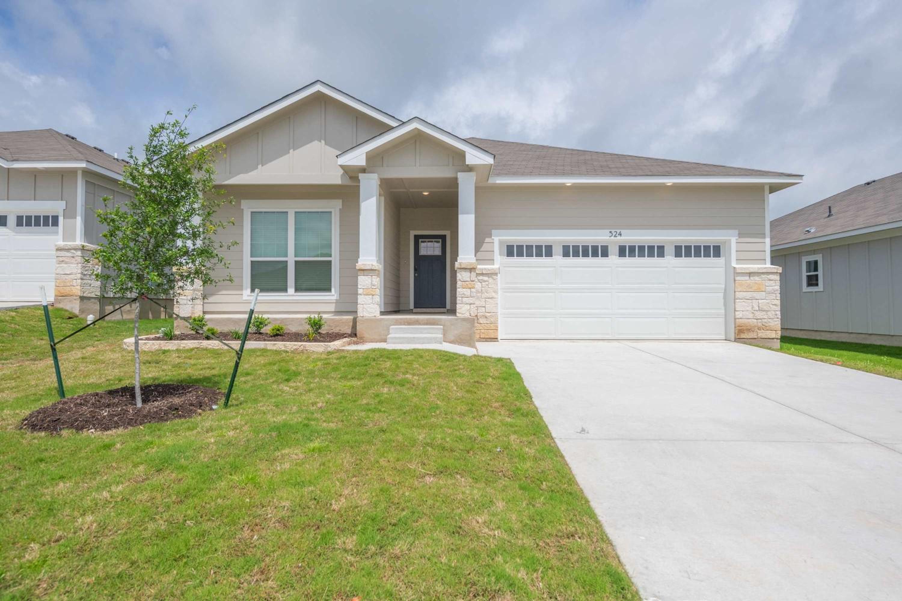 Charming Troy Escape Comfort Near Waco