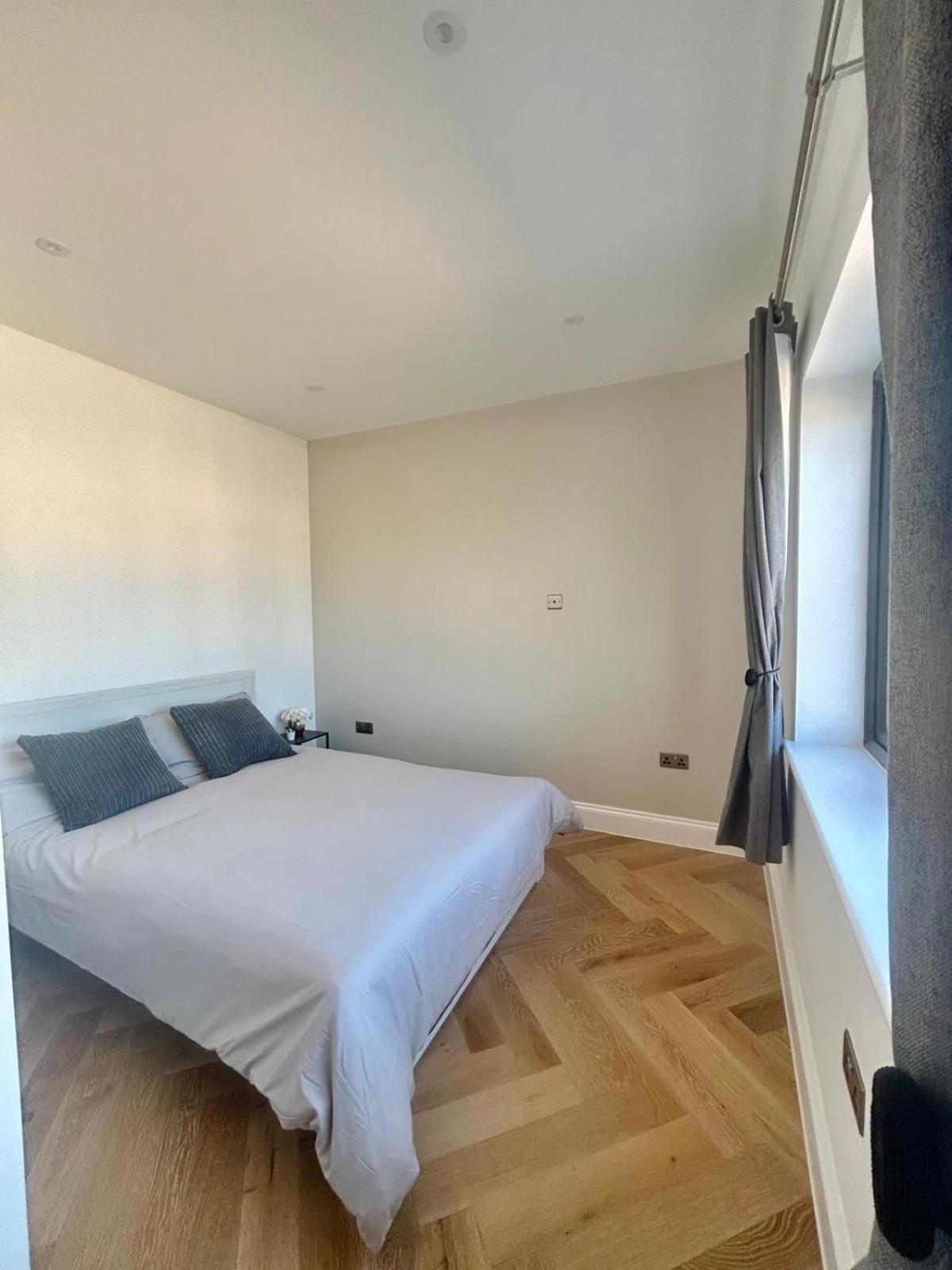 The Crescent Villa Lancing