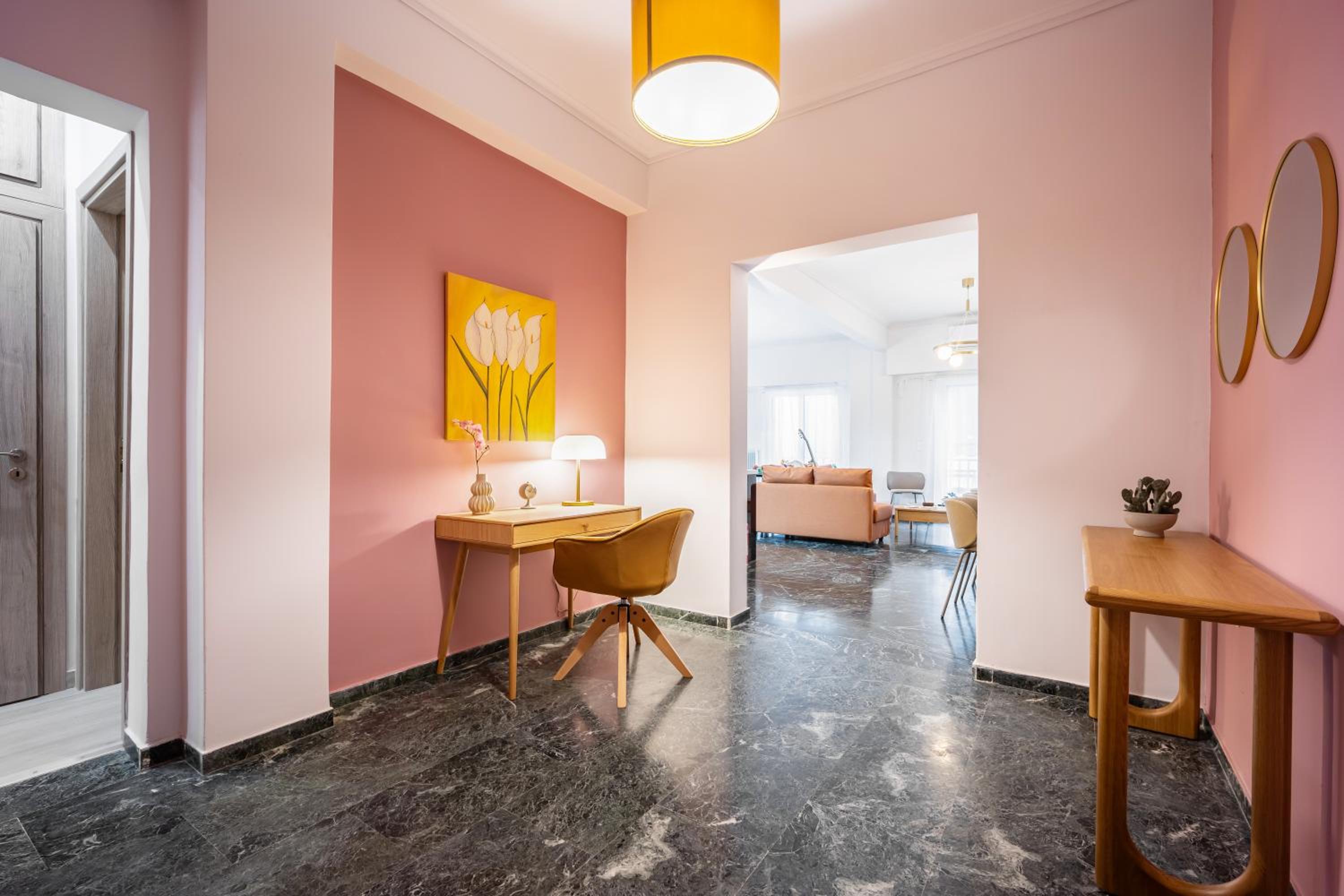Stylish Luxury Getaway 3BR Apartment 115m