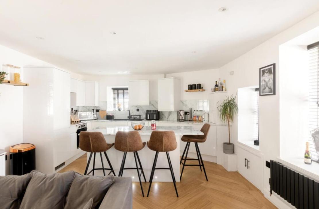 Entire house, close to central Bristol