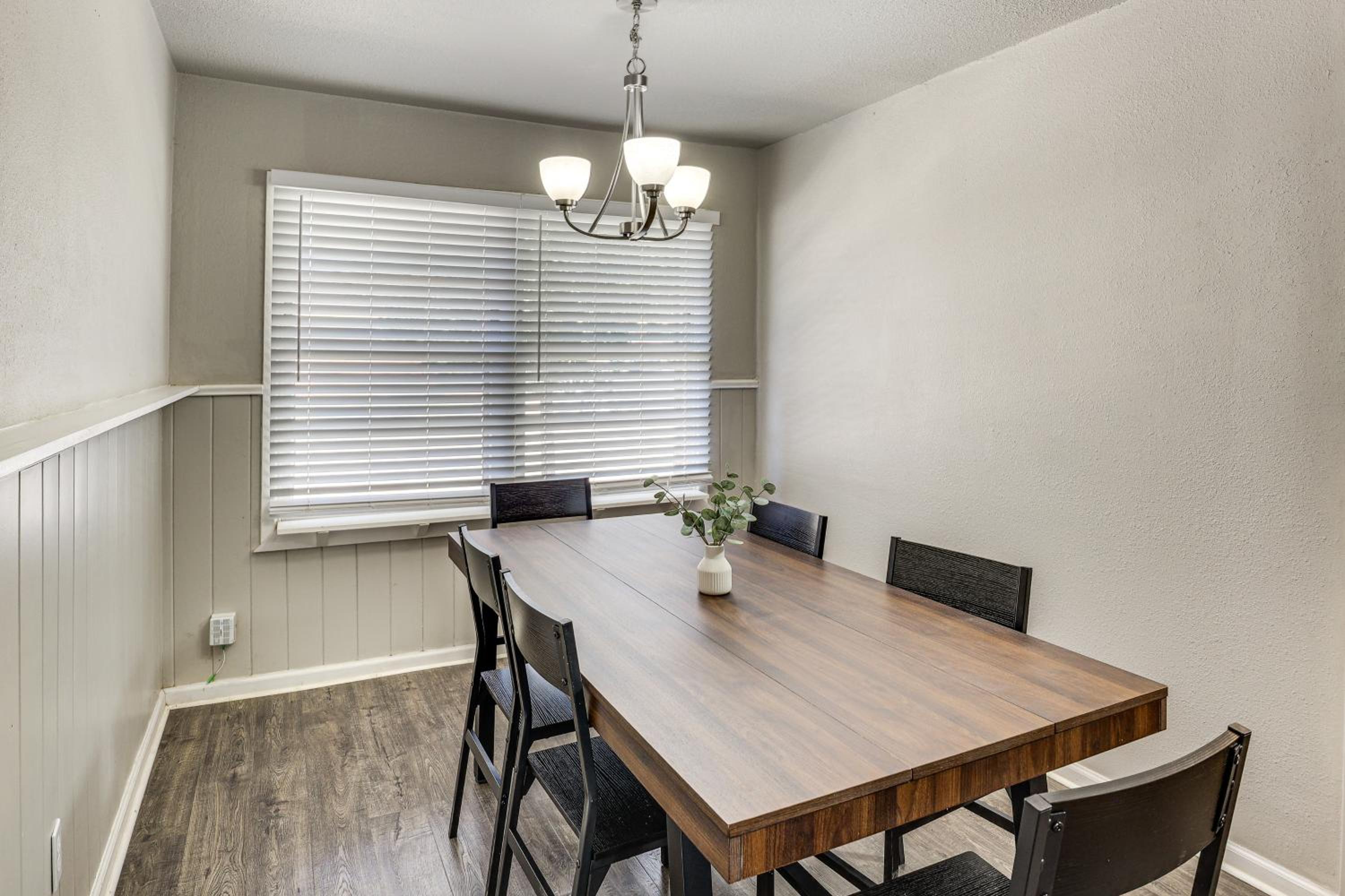 3 Mi to Texas Tech Cozy Home with Private Yard!