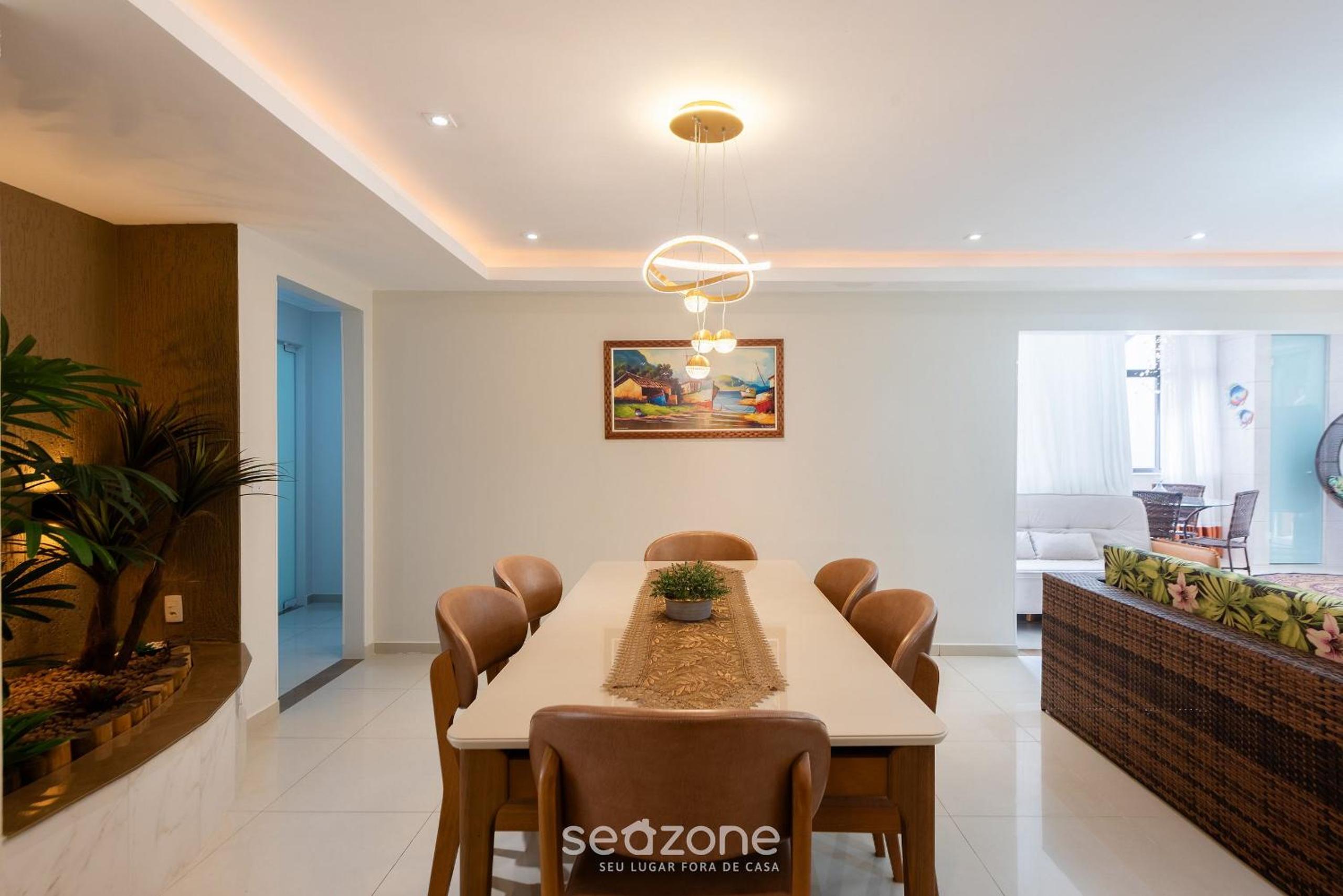 Penthouse w/ Hot Tub 60m from Beach PAT0402