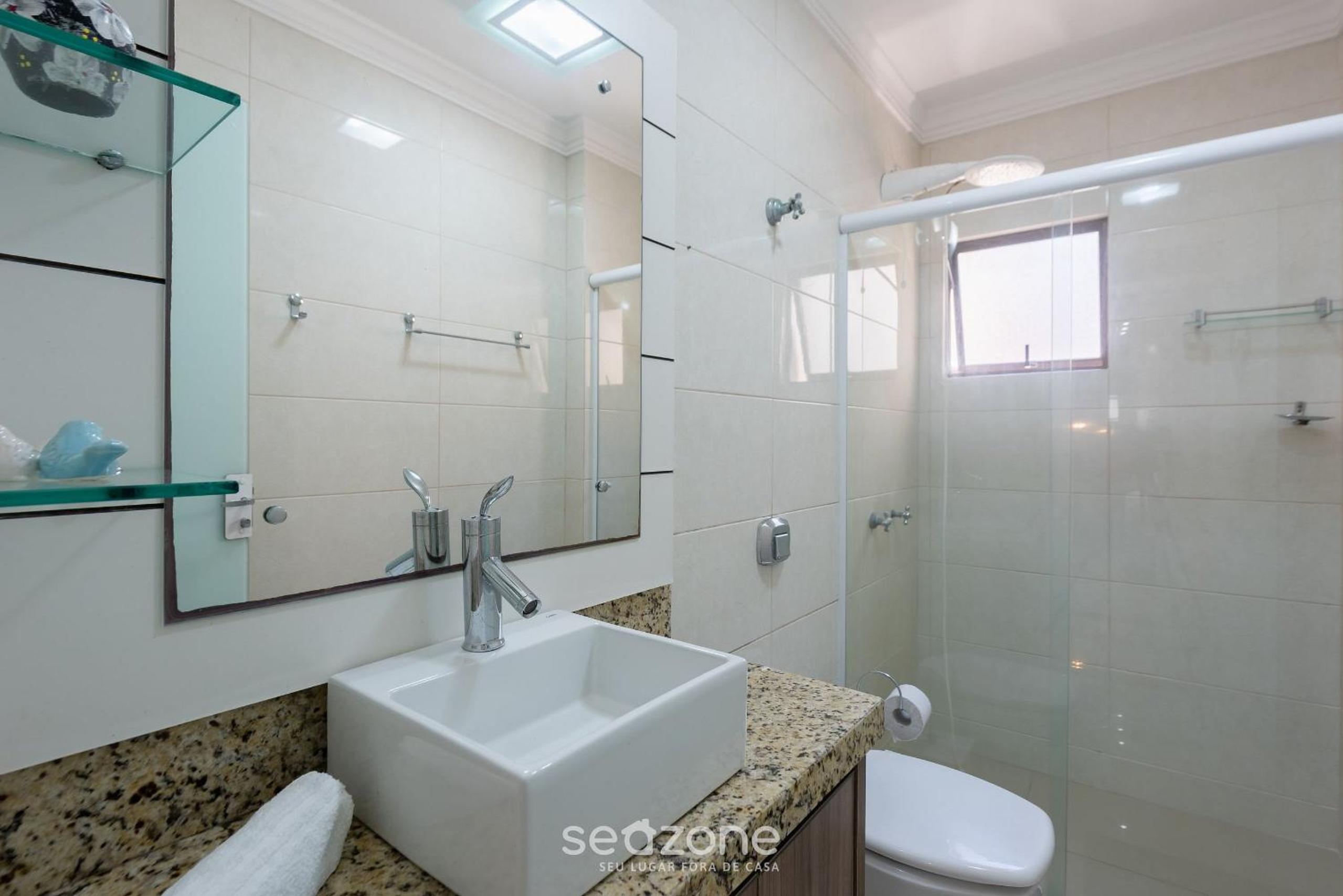 Penthouse w/ Hot Tub 60m from Beach PAT0402