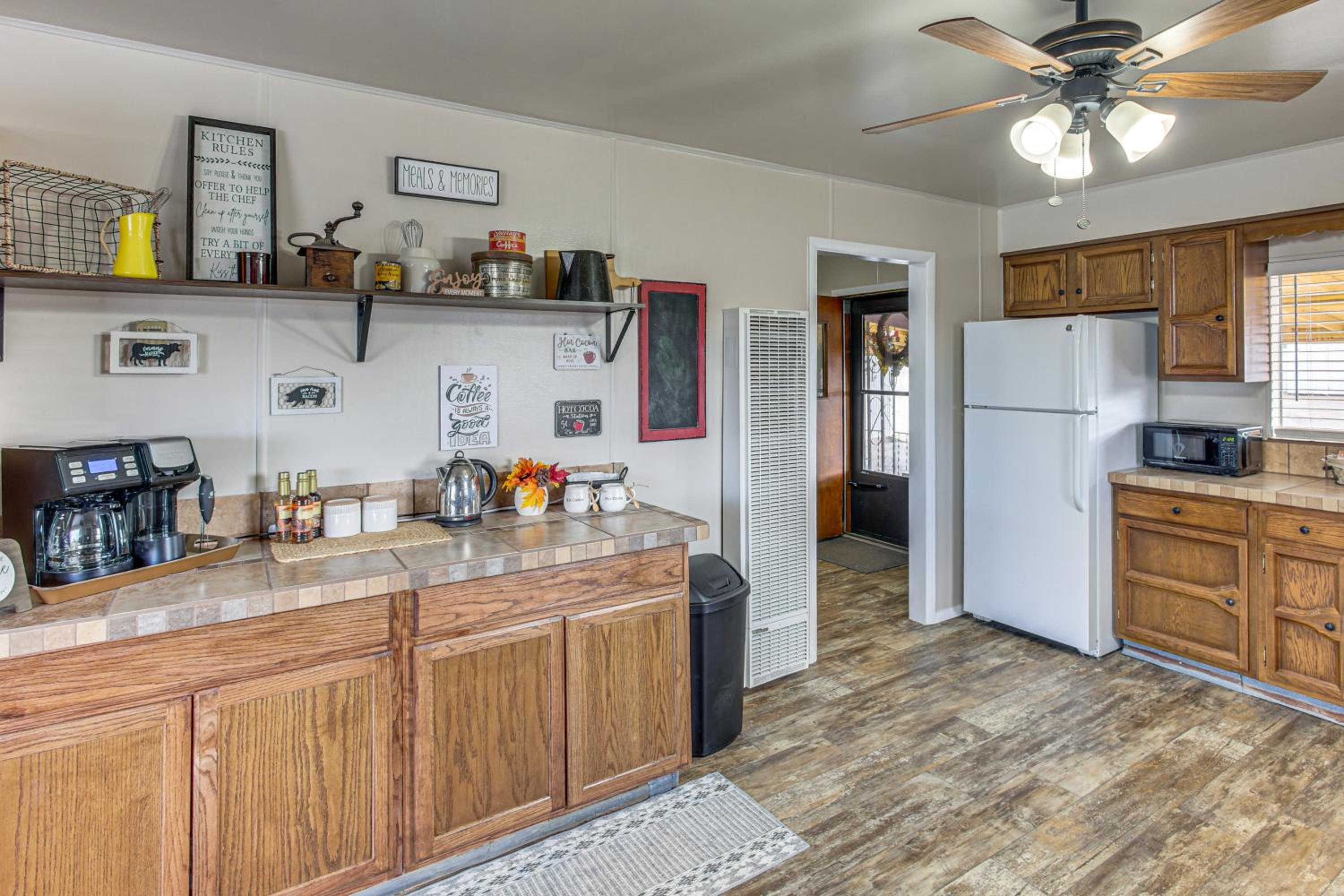 On 17-Acre Lot with Barn and Patio Rural Aztec Home