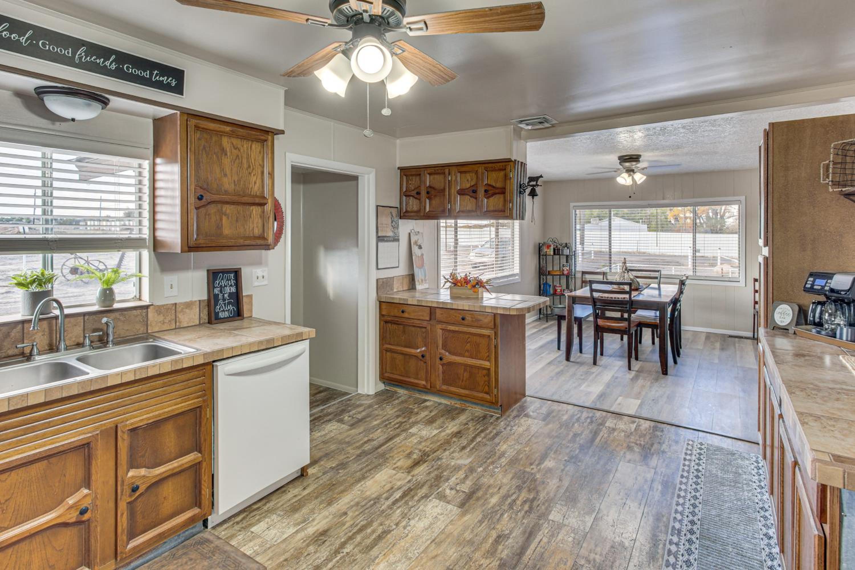 On 17-Acre Lot with Barn and Patio Rural Aztec Home
