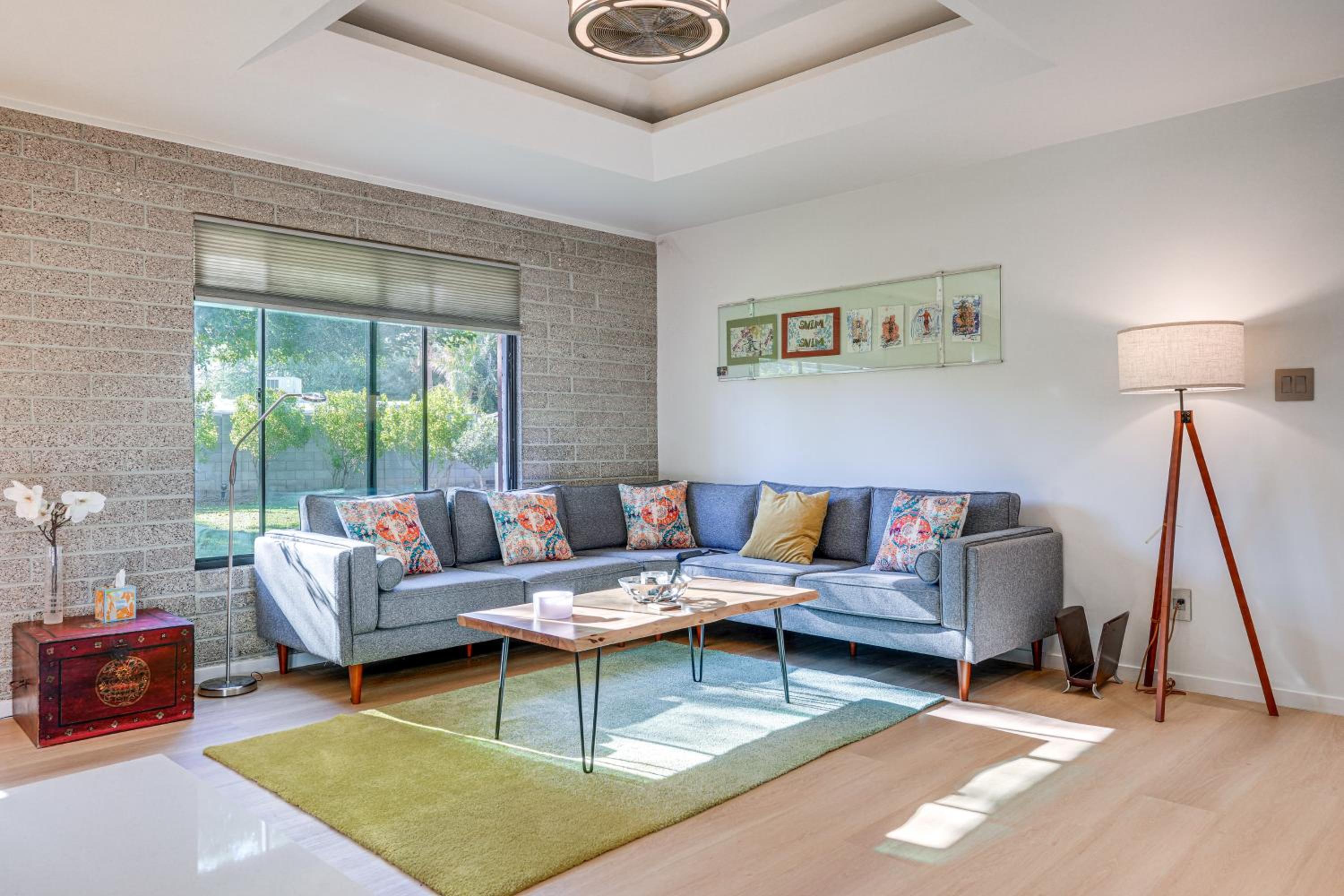 1 Mi to Dtwn and Mill Avenue! Home with Outdoor Oasis