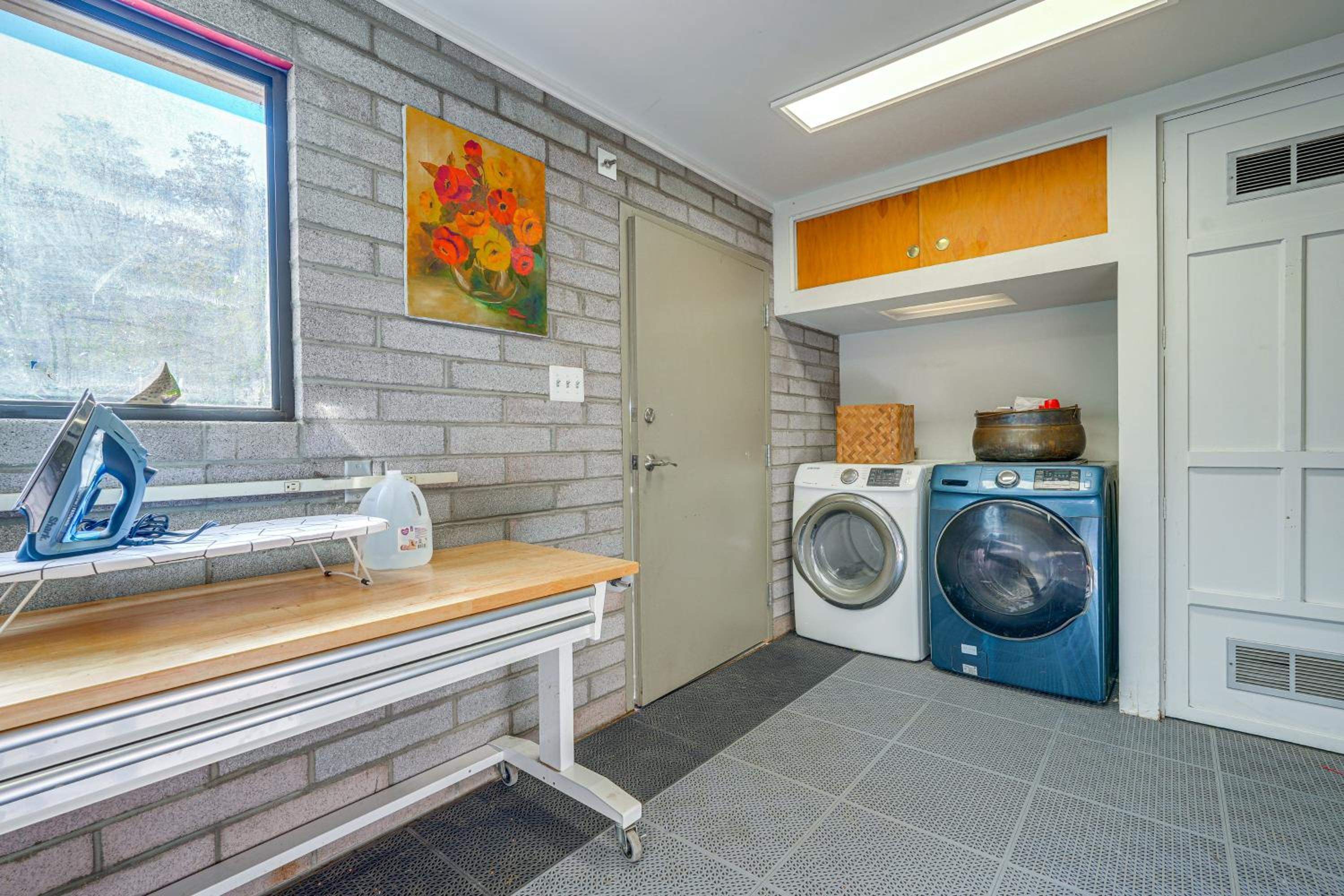1 Mi to Dtwn and Mill Avenue! Home with Outdoor Oasis