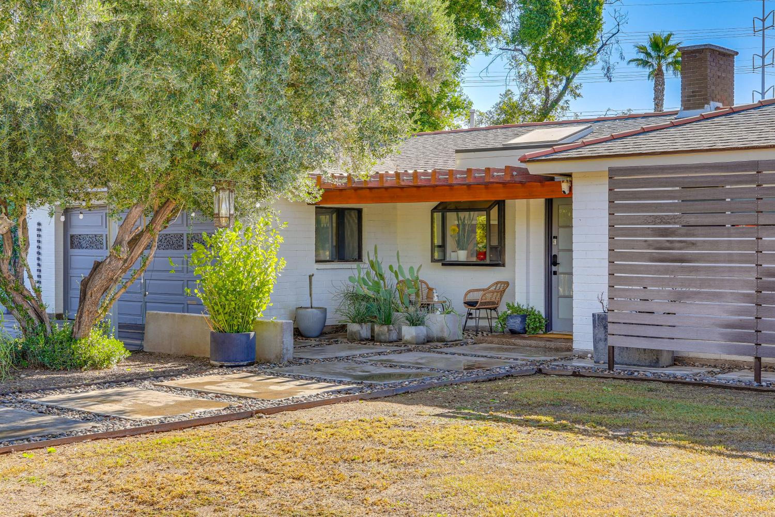 1 Mi to Dtwn and Mill Avenue! Home with Outdoor Oasis
