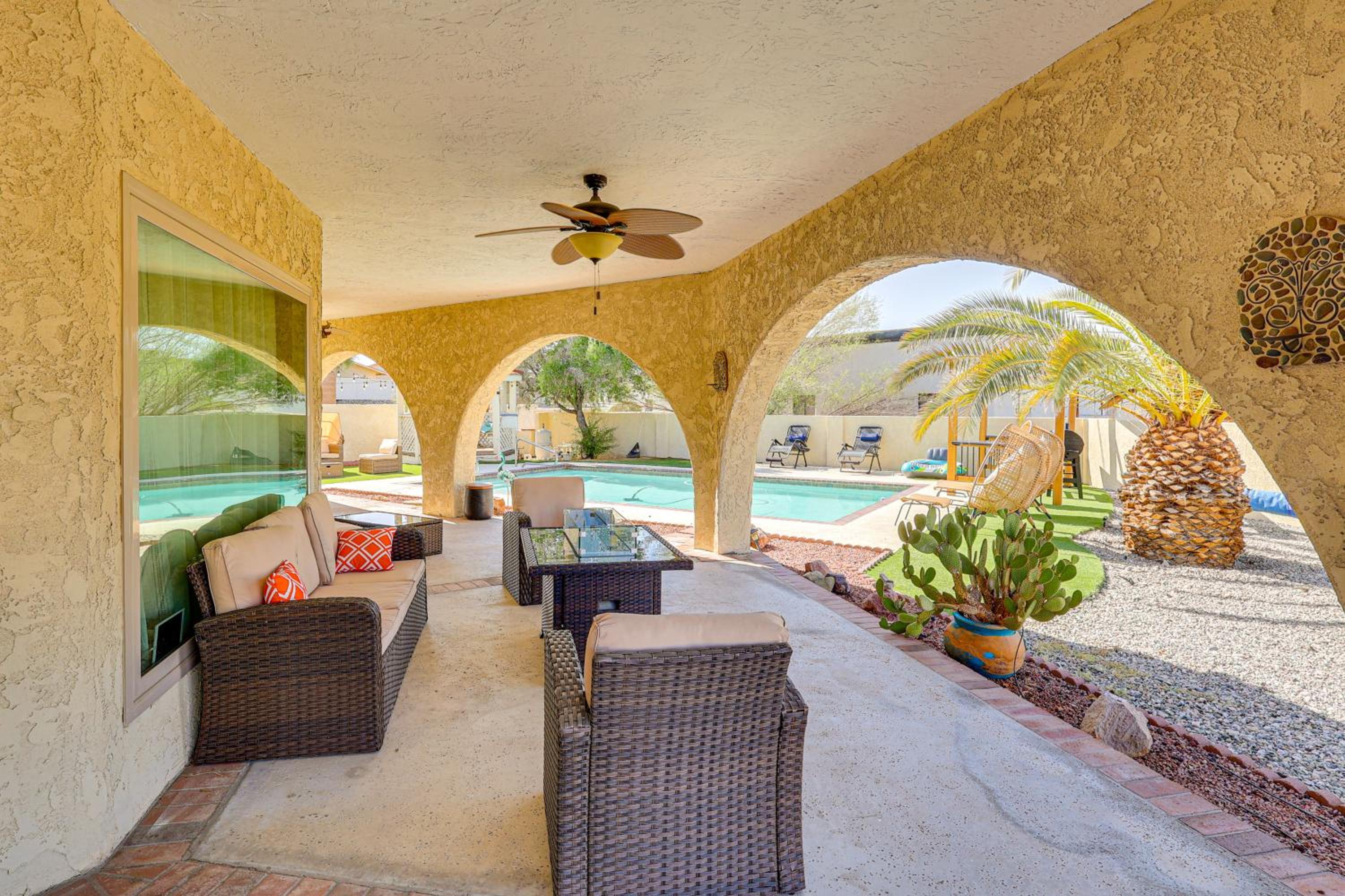 Lake Havasu Home with Pool 2 Mi to Boat Launch