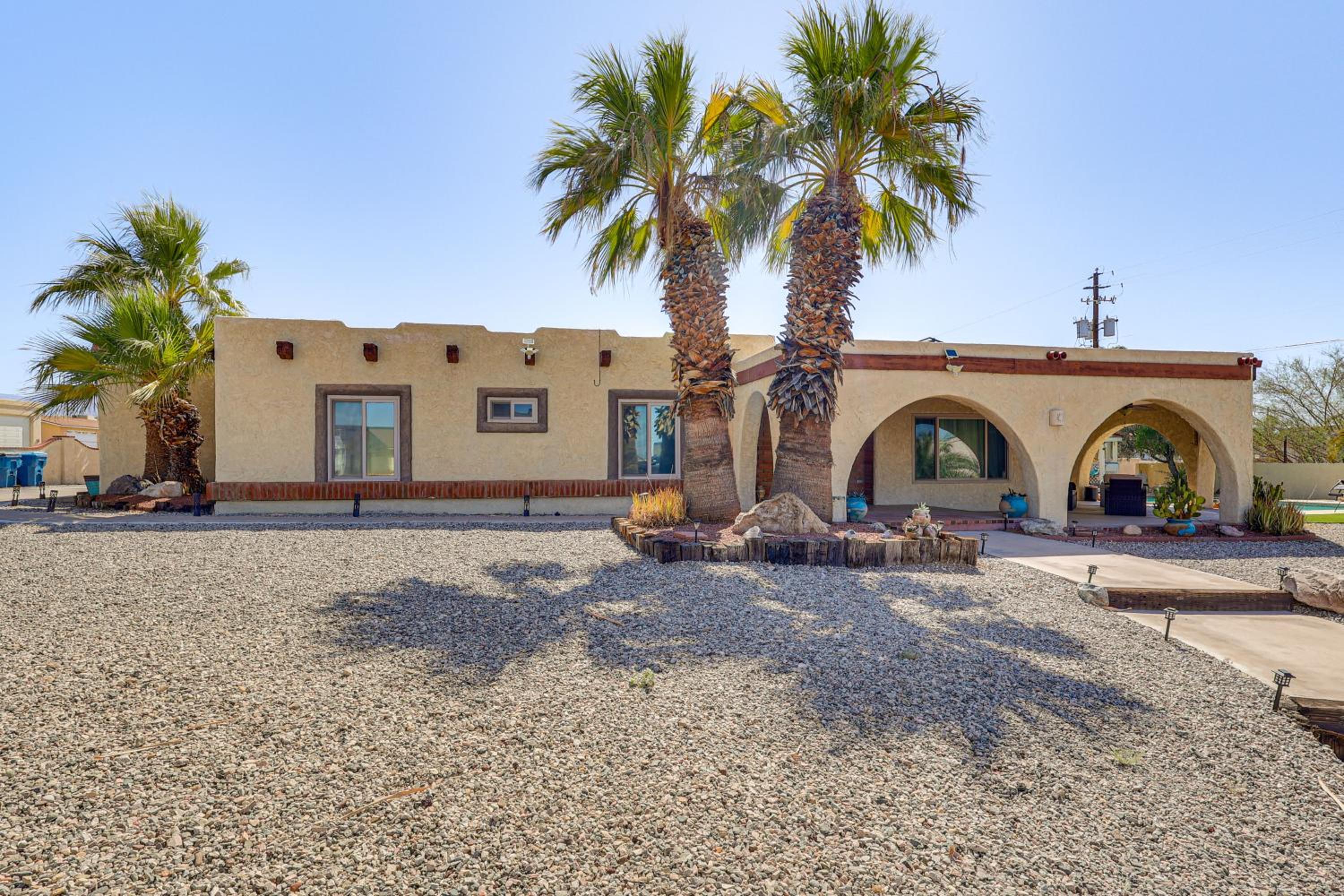 Lake Havasu Home with Pool 2 Mi to Boat Launch
