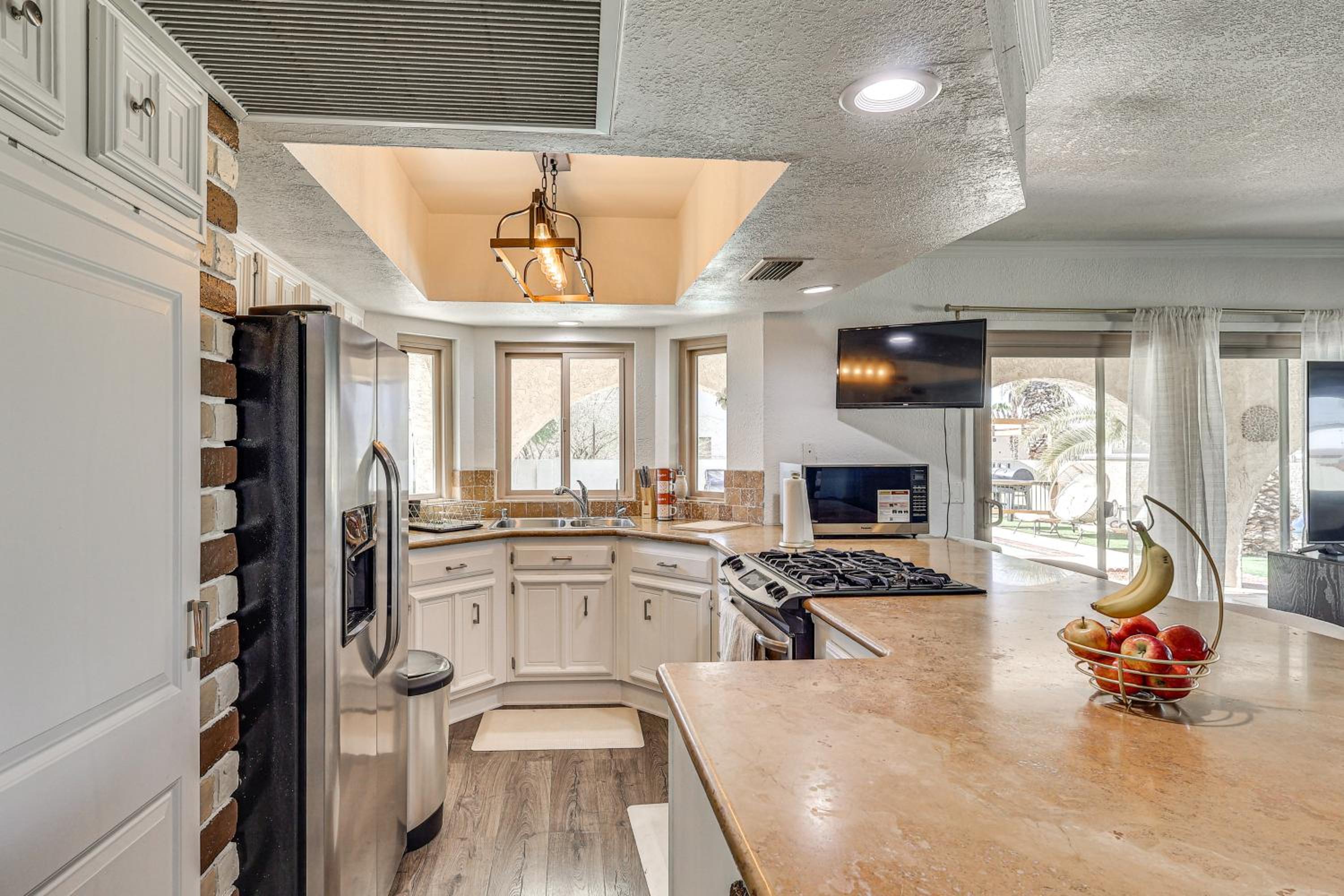 Lake Havasu Home with Pool 2 Mi to Boat Launch