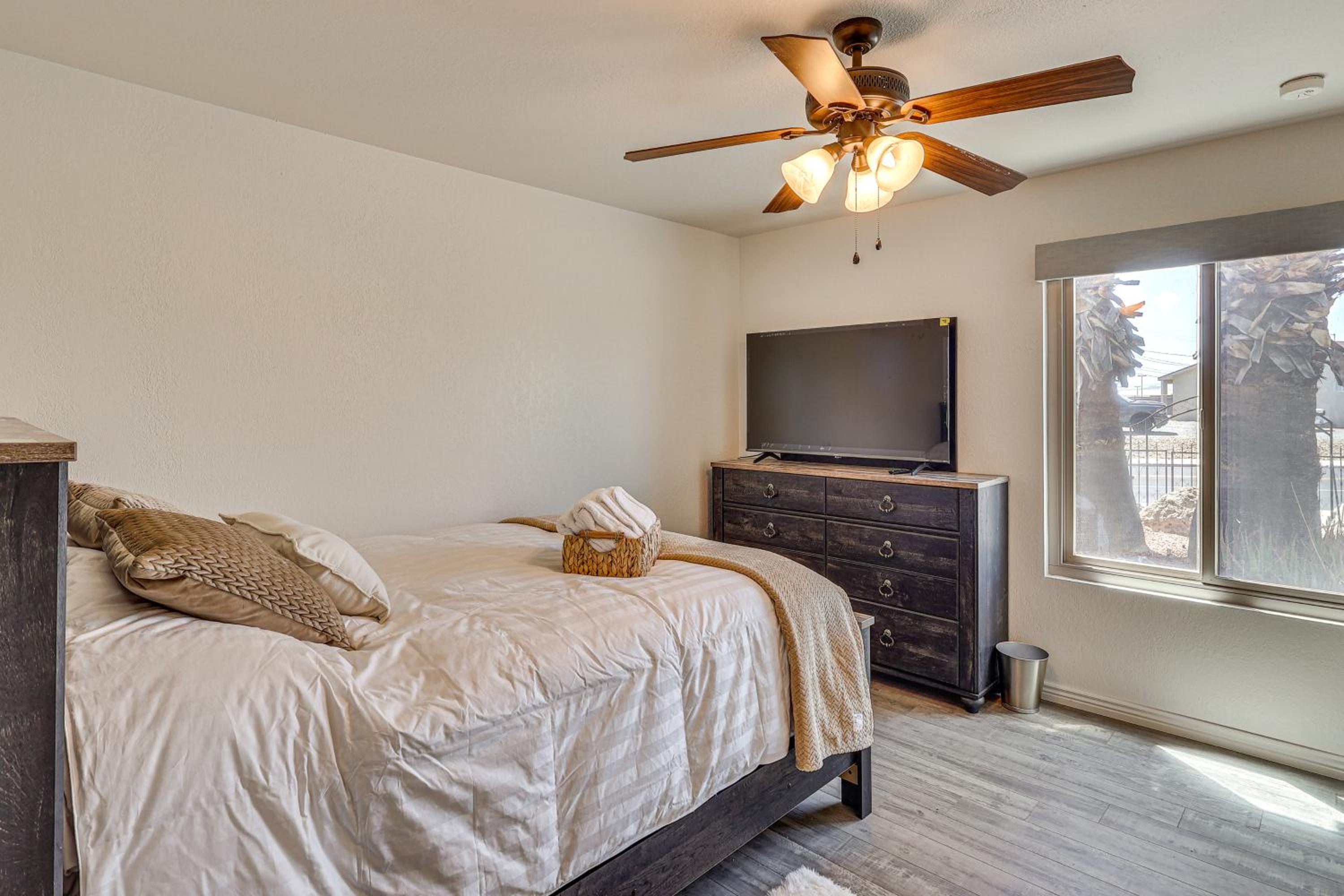 Lake Havasu Home with Pool 2 Mi to Boat Launch