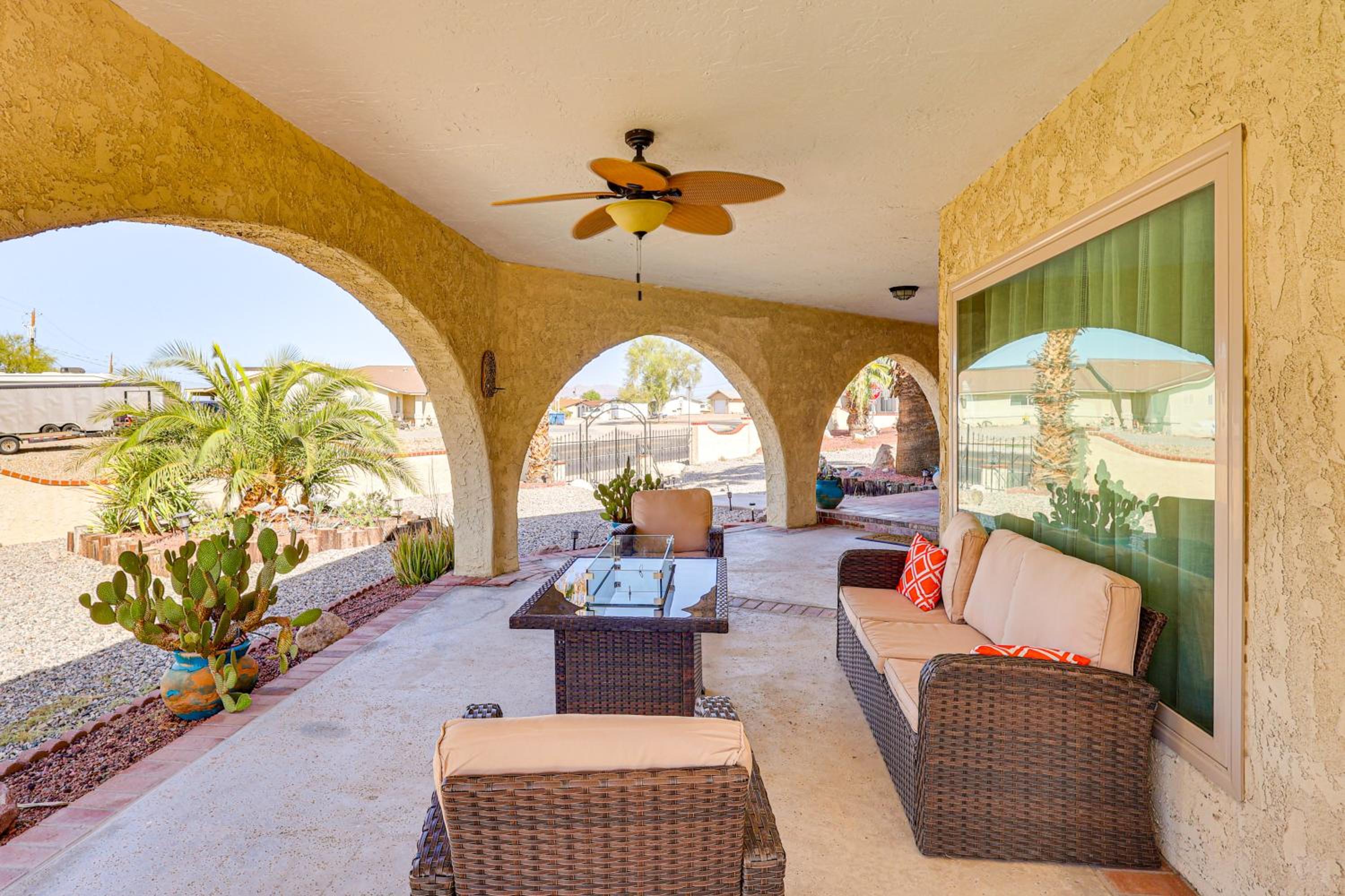 Lake Havasu Home with Pool 2 Mi to Boat Launch