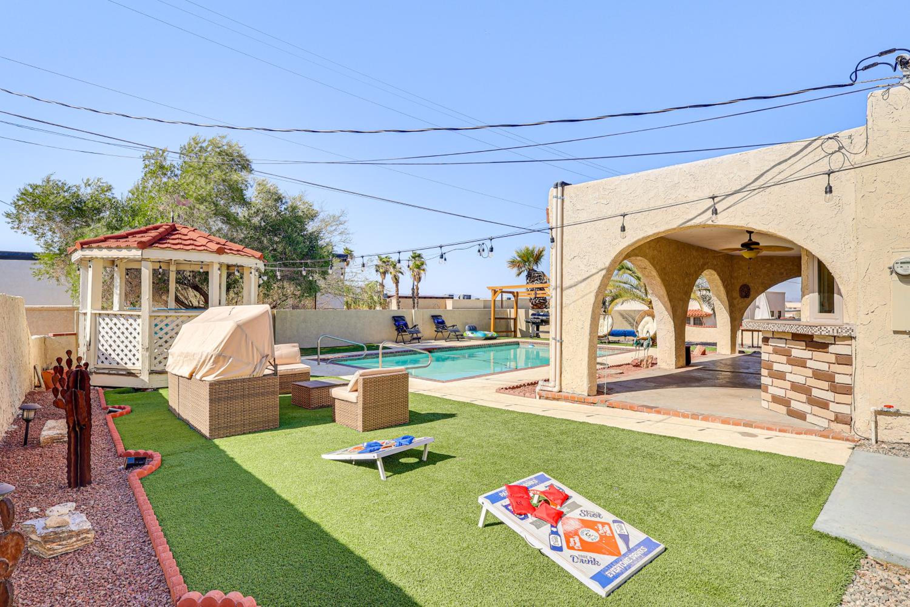 Lake Havasu Home with Pool 2 Mi to Boat Launch