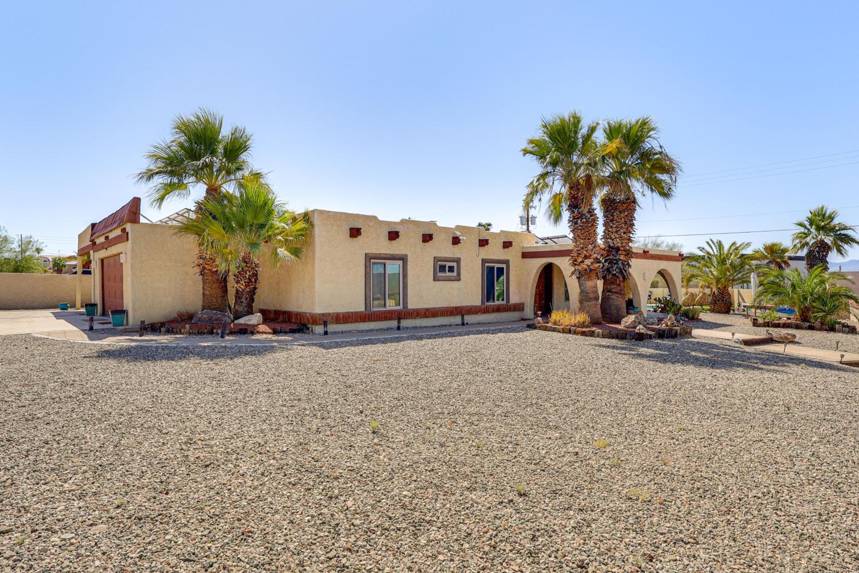 Lake Havasu Home with Pool 2 Mi to Boat Launch