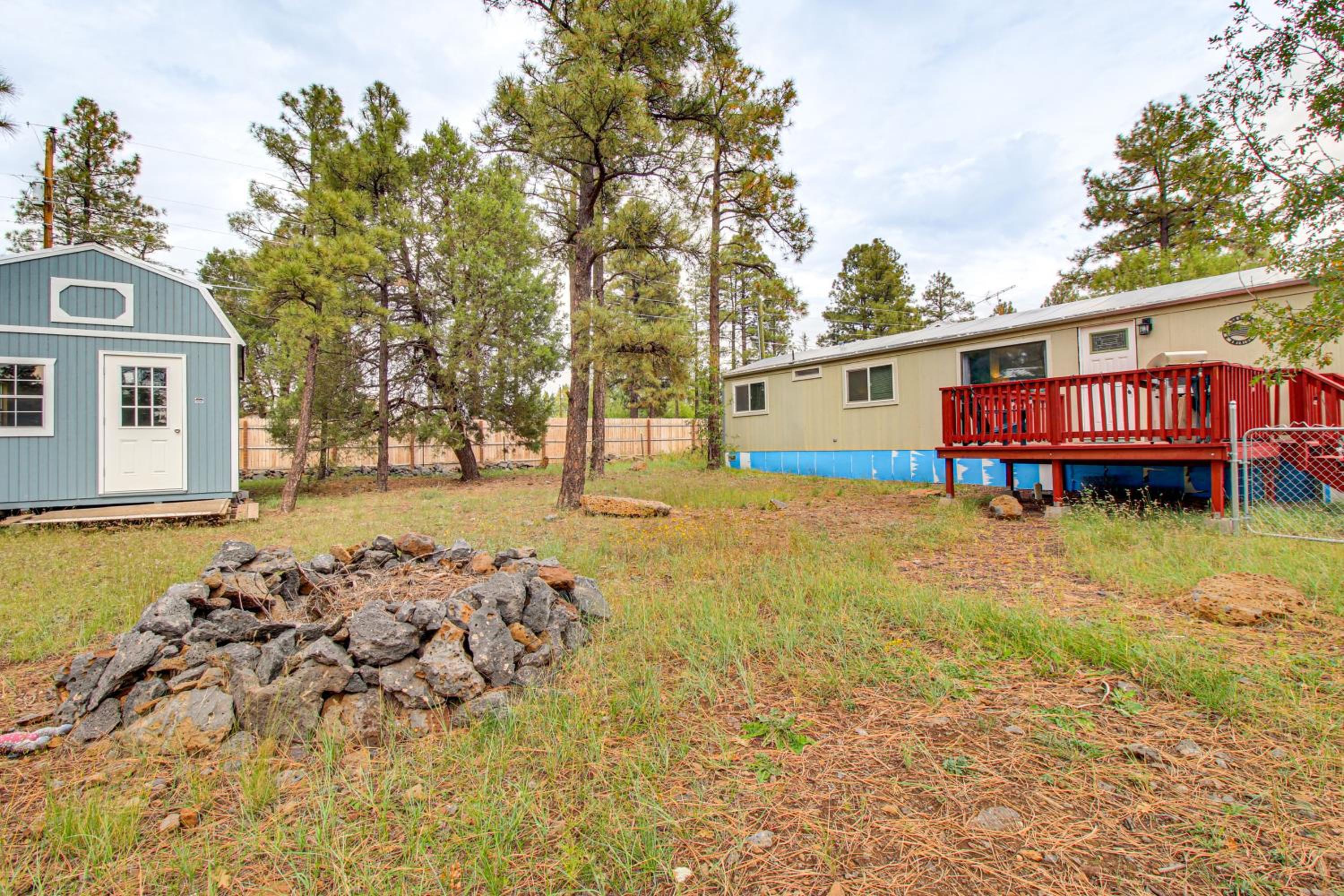 5 Mi to Medical Centers! Pinetop-Lakeside Haven
