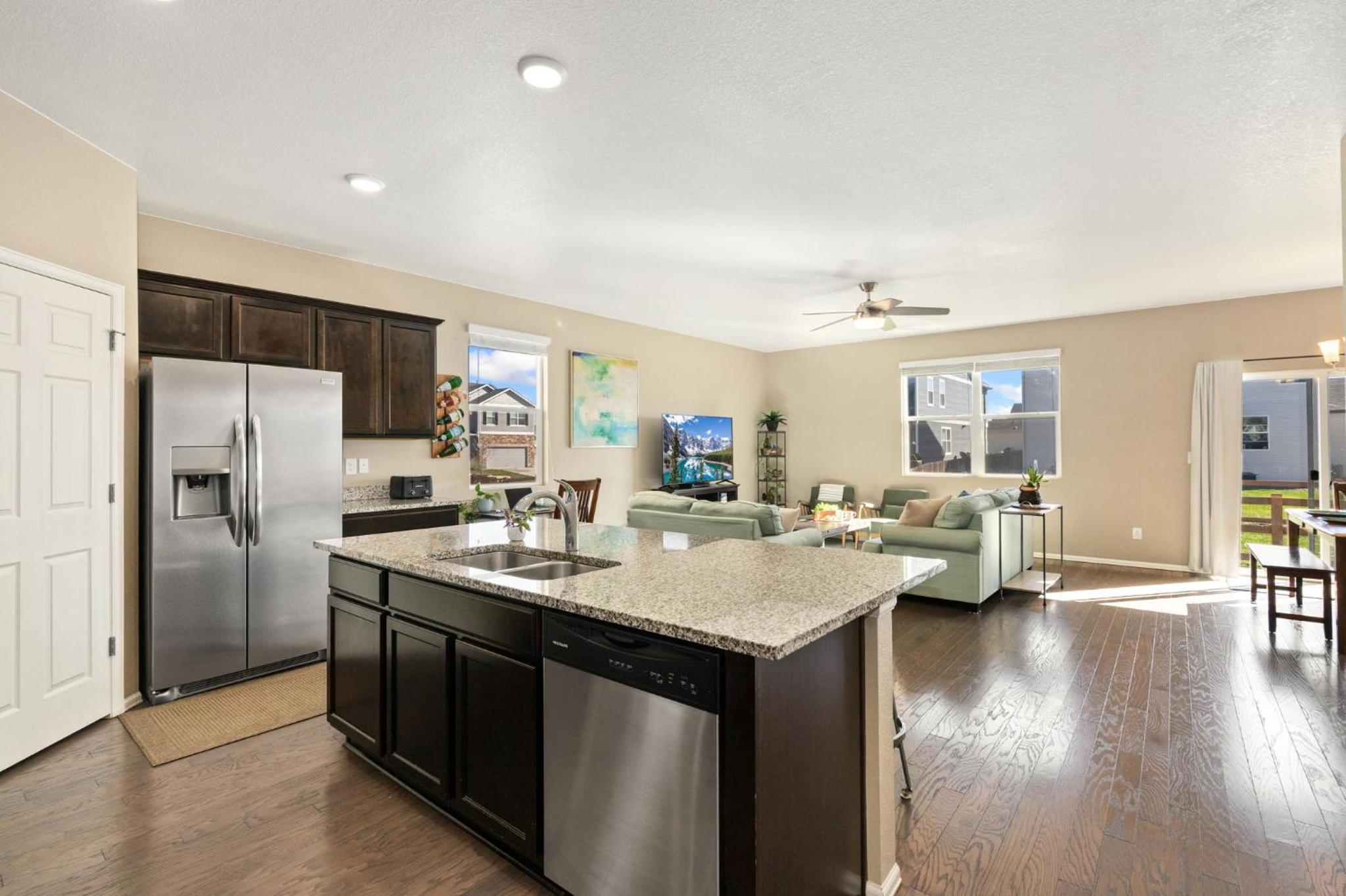 Windshire Retreat with Pool, Garage and Pet-Friendly