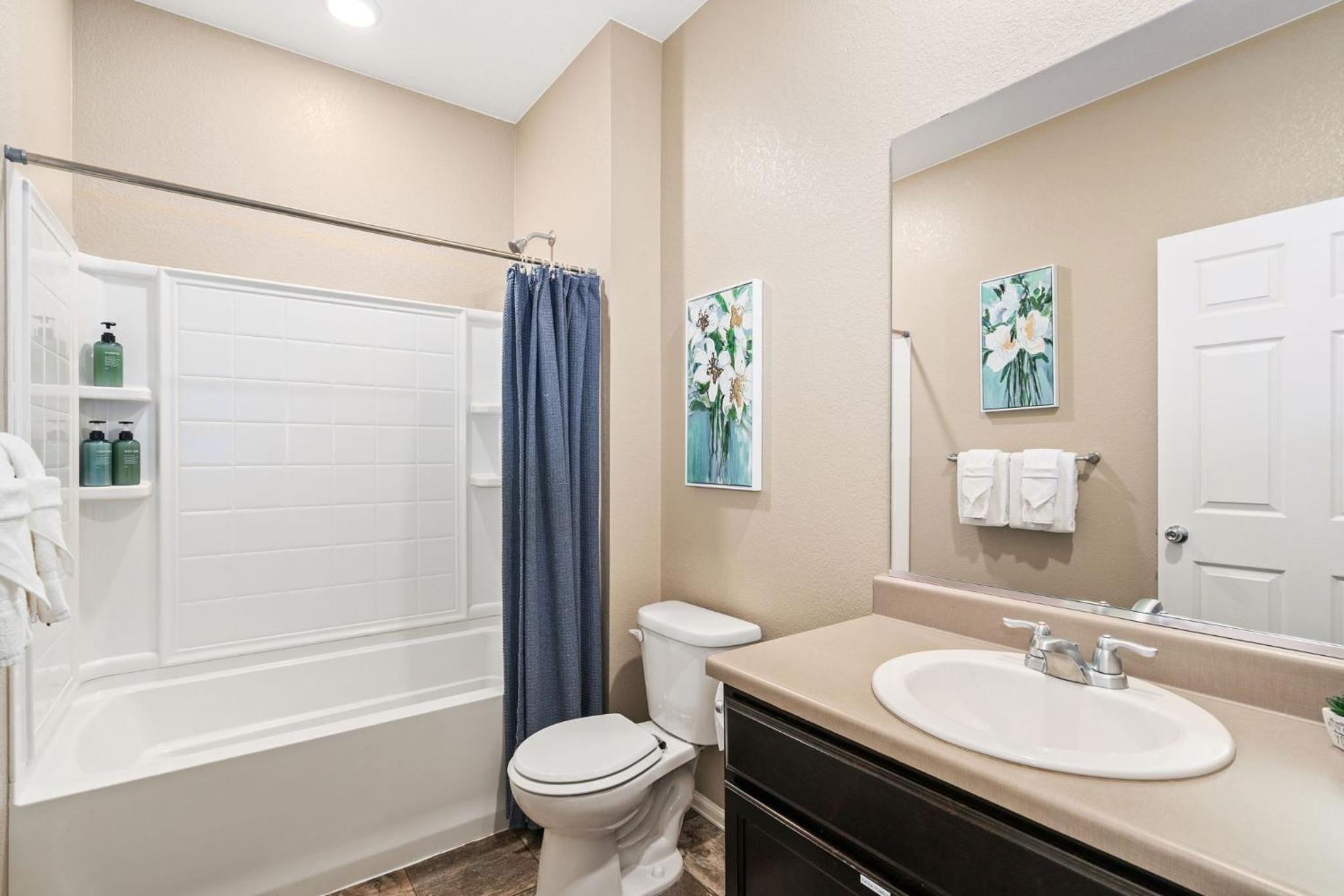 Windshire Retreat with Pool, Garage and Pet-Friendly