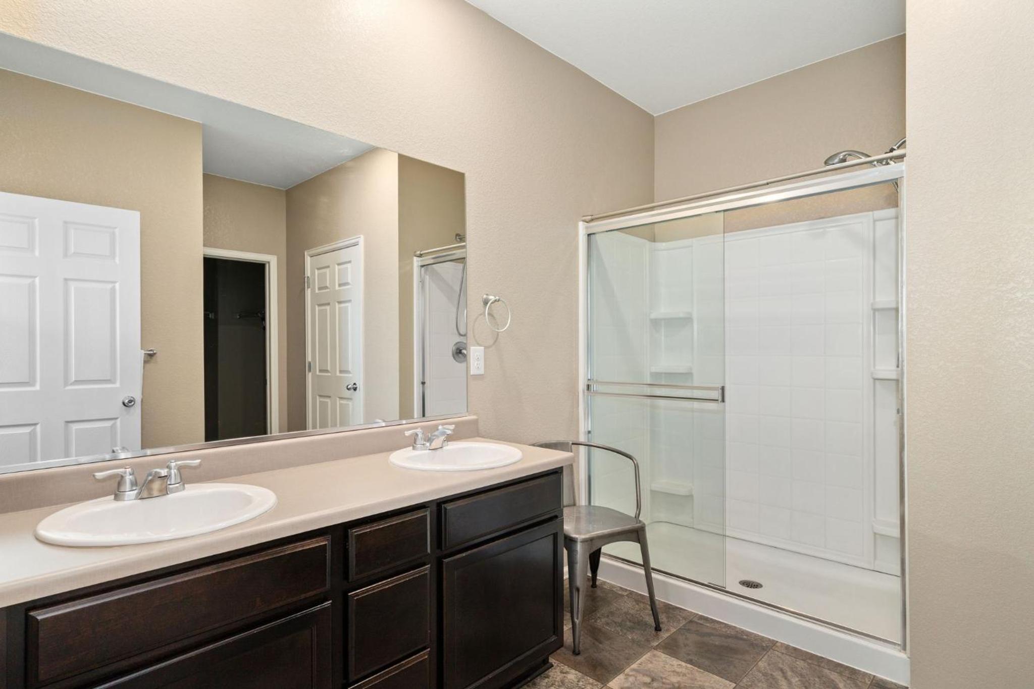 Windshire Retreat with Pool, Garage and Pet-Friendly