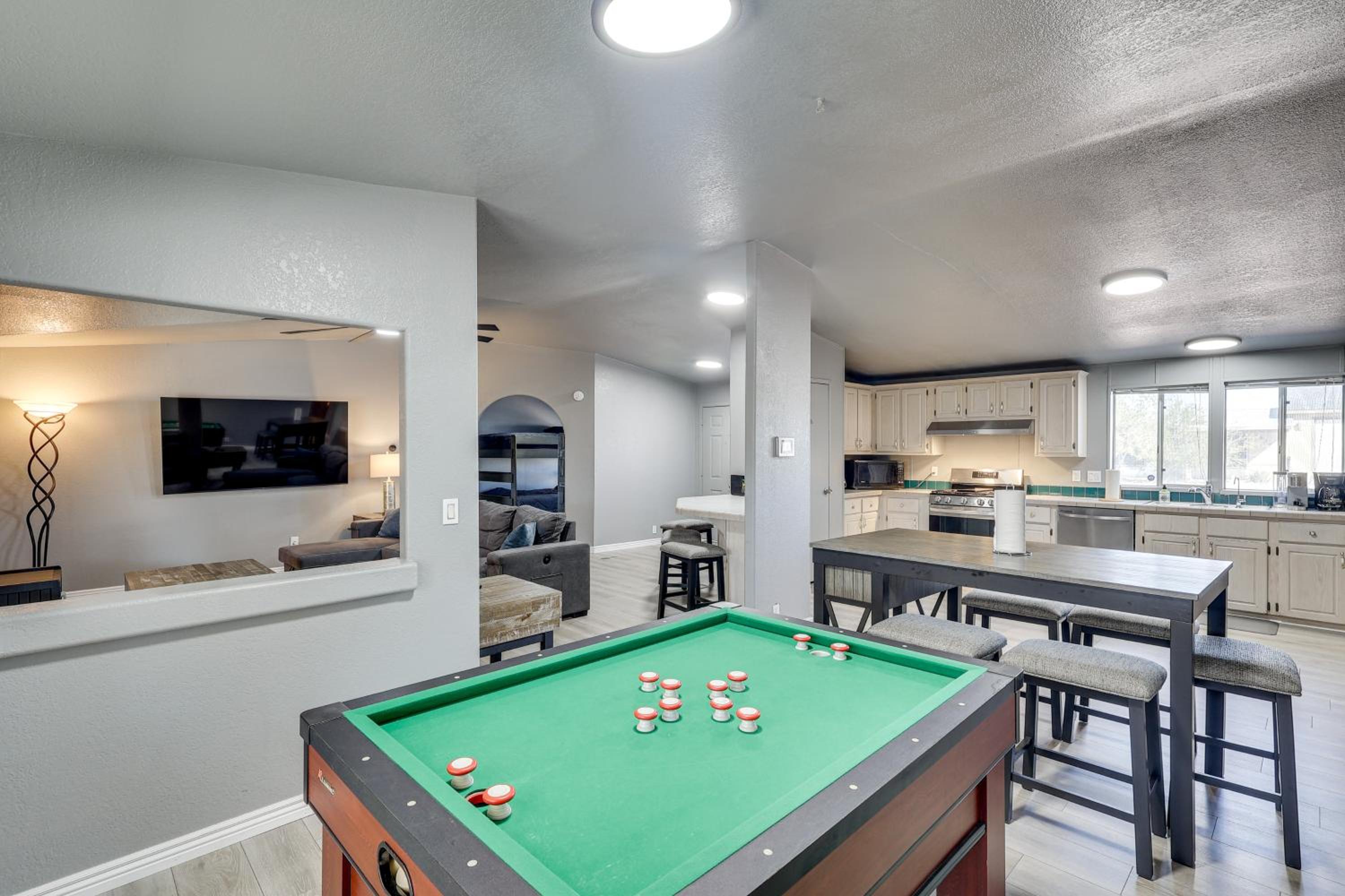 Golf, Fish and Unwind! Group Getaway in Fort Mohave
