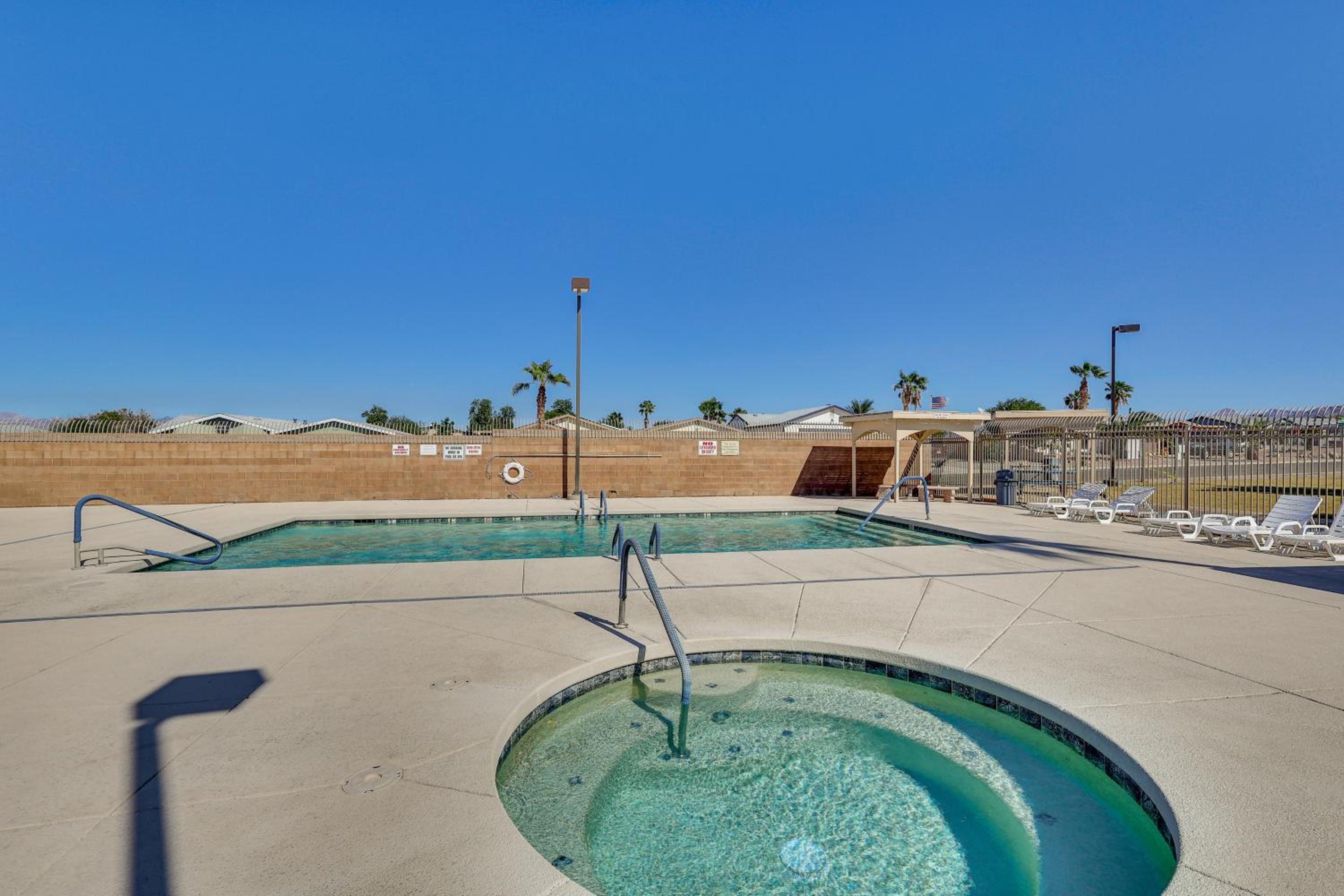 Golf, Fish and Unwind! Group Getaway in Fort Mohave