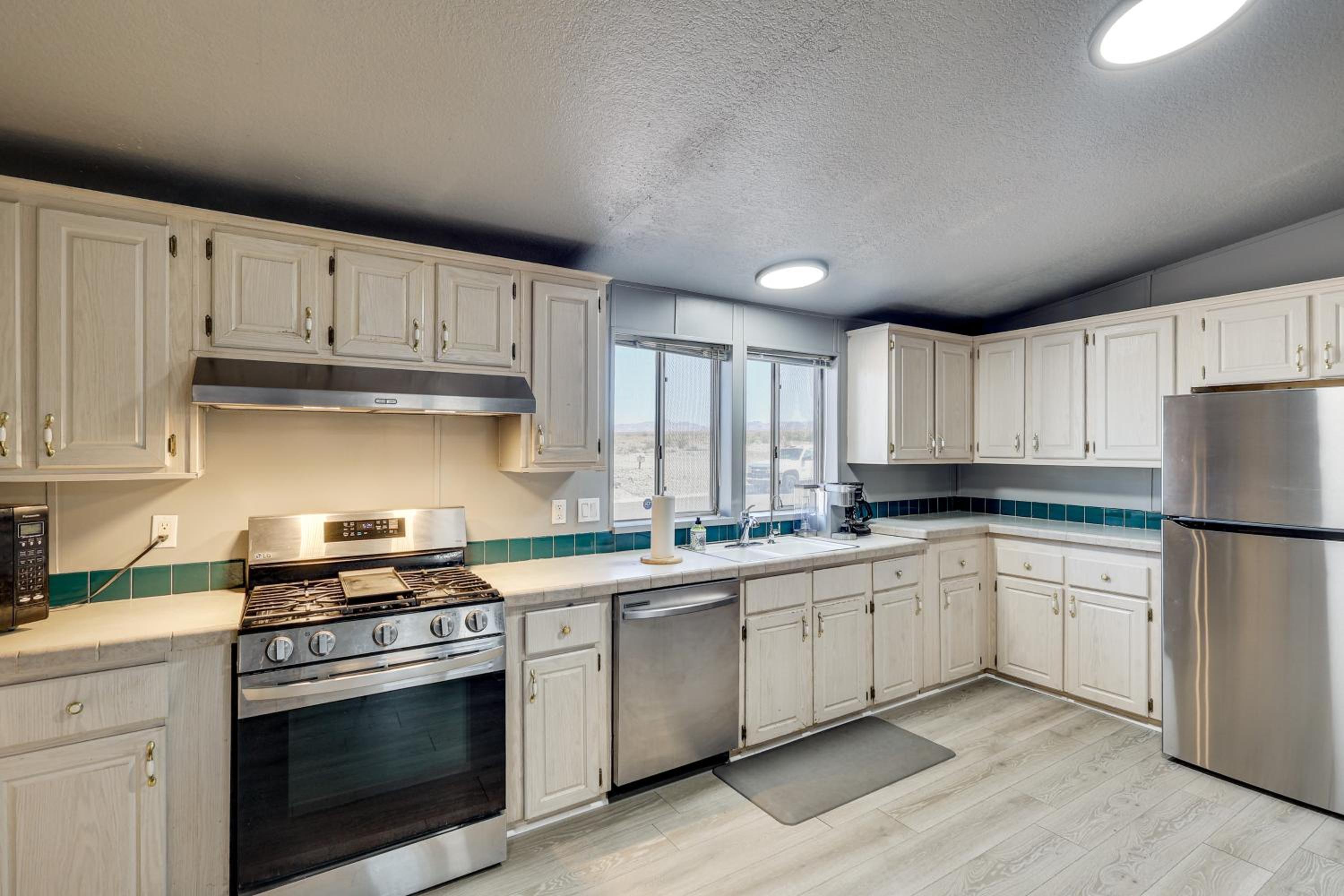 Golf, Fish and Unwind! Group Getaway in Fort Mohave