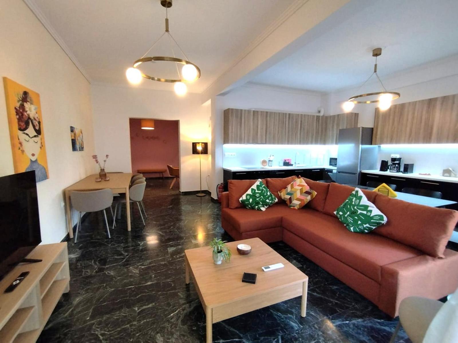 Stylish Luxury Getaway 3BR Apartment 115m