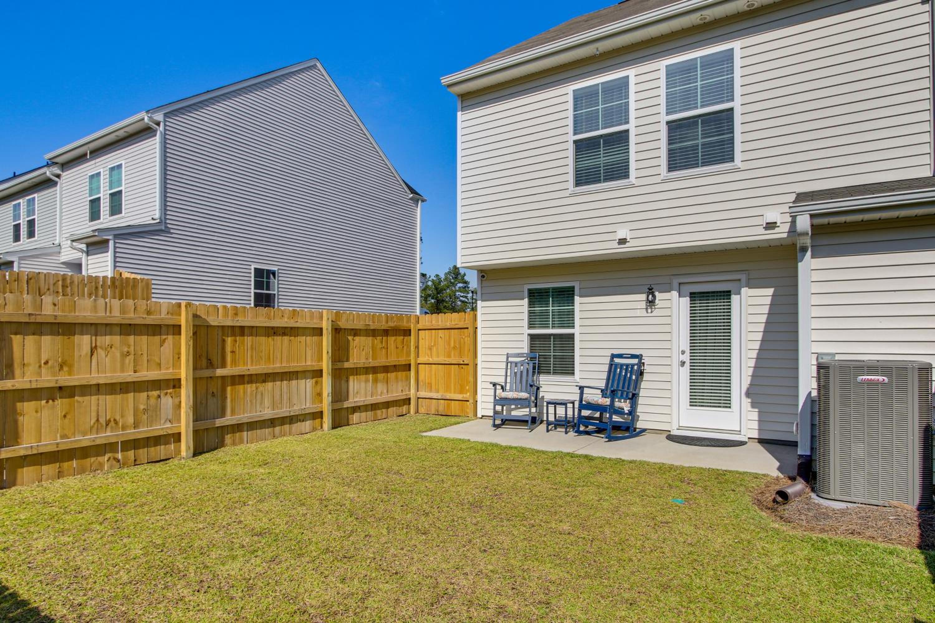 Private Yard Family Hideaway 9 Mi to Fort Jackson